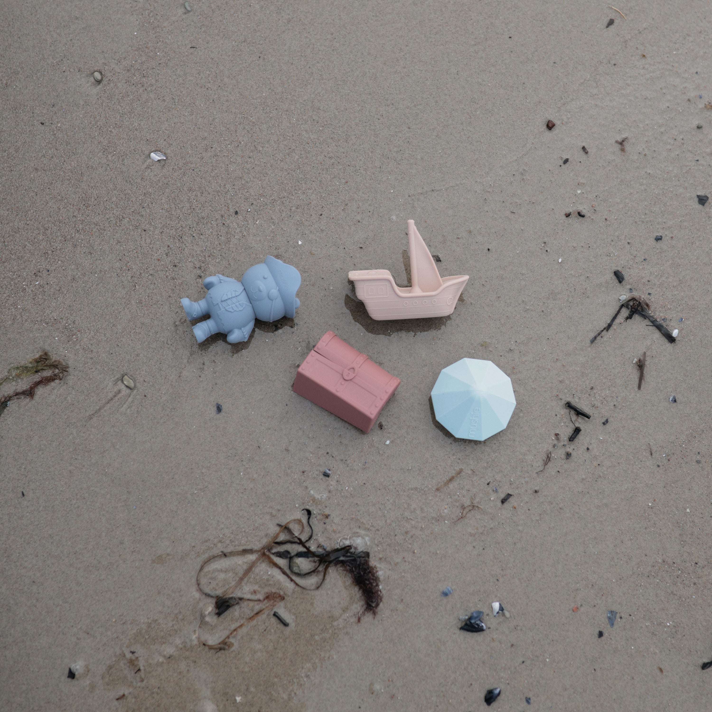 Pirate Mold Free Bath Play Set