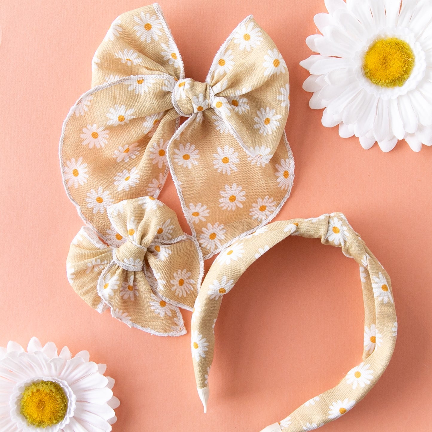 Daisy | Party Bow