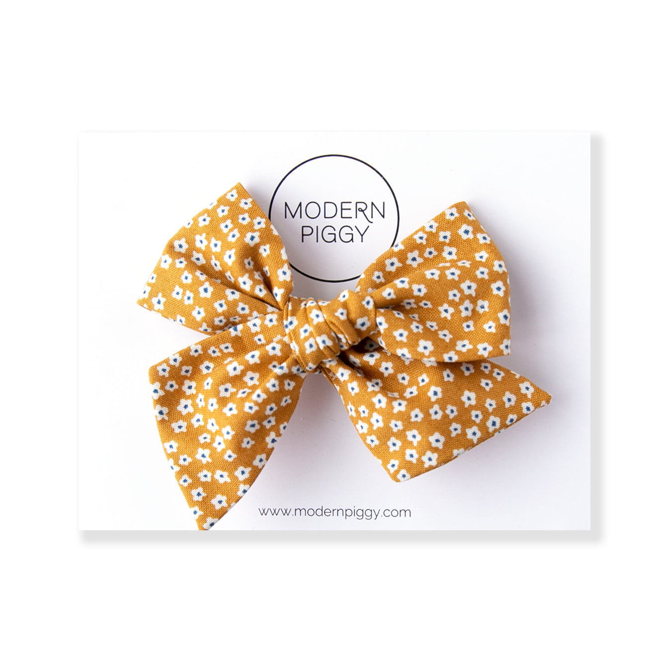 Alice | Oversized Hand-tied Bow