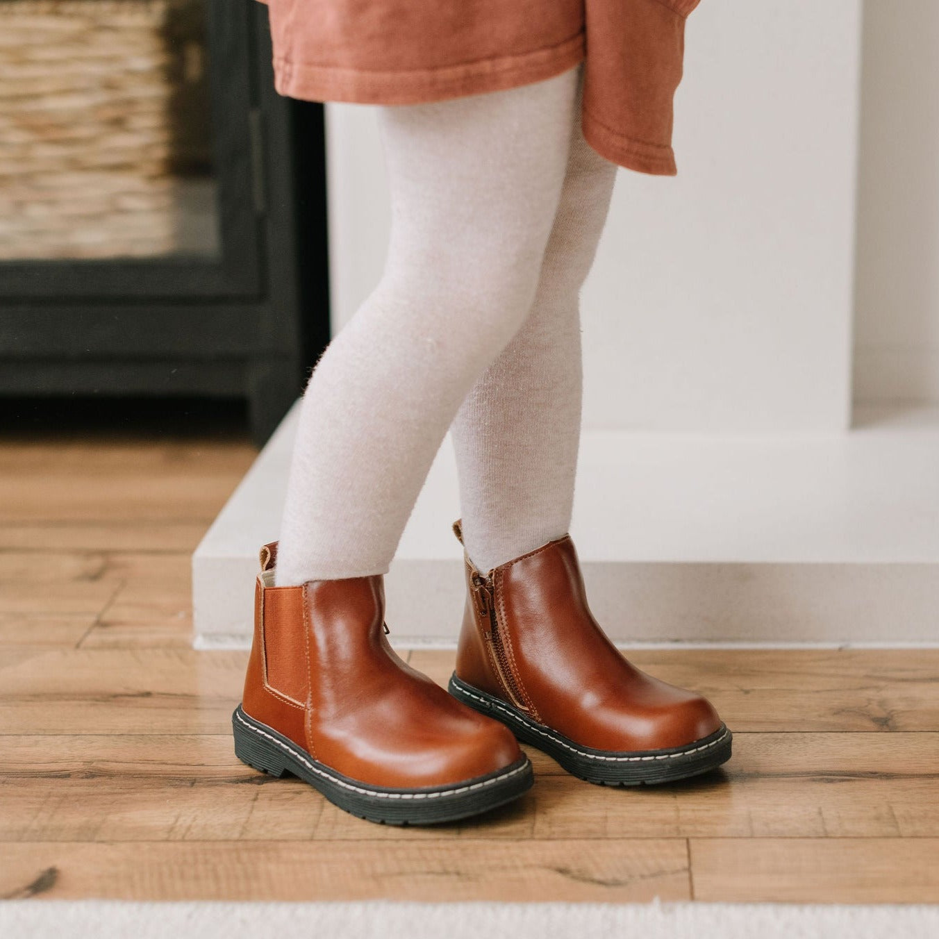 Cognac - Chelsea Boot - Hard Sole