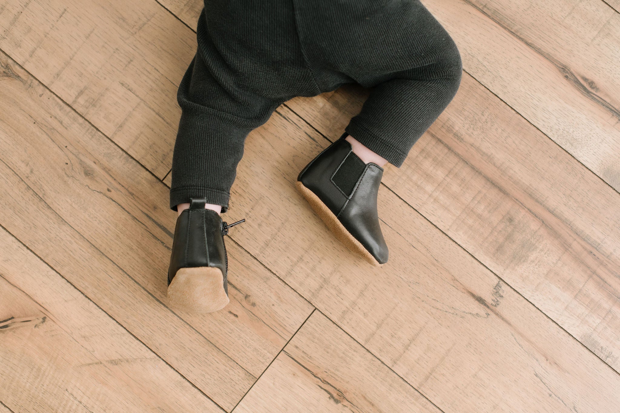 Black - Chelsea Boot - Soft Sole