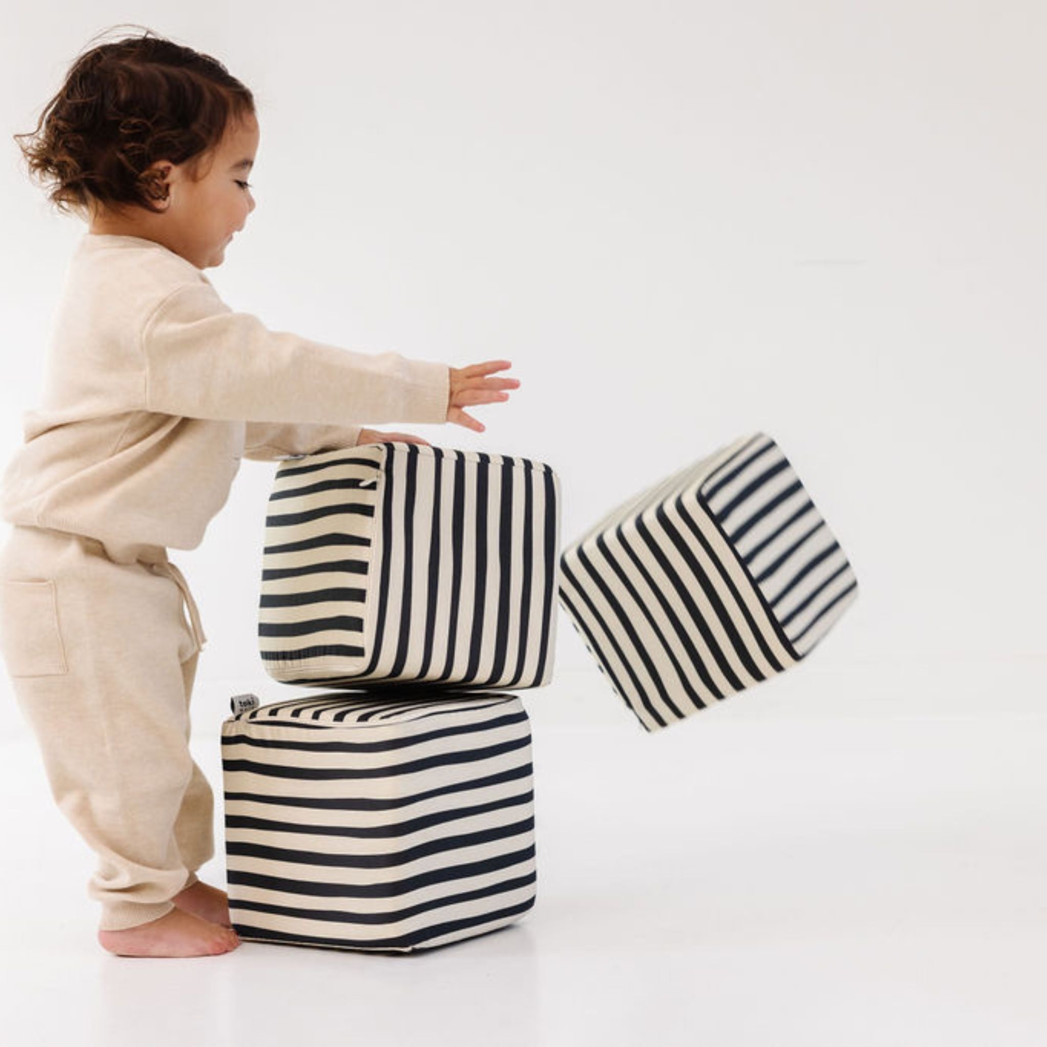 Bold Stripe Play Cube