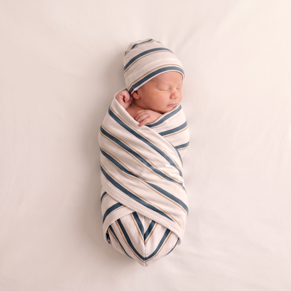 Organic Swaddle Blanket & Hat Set - Navy Stripe
