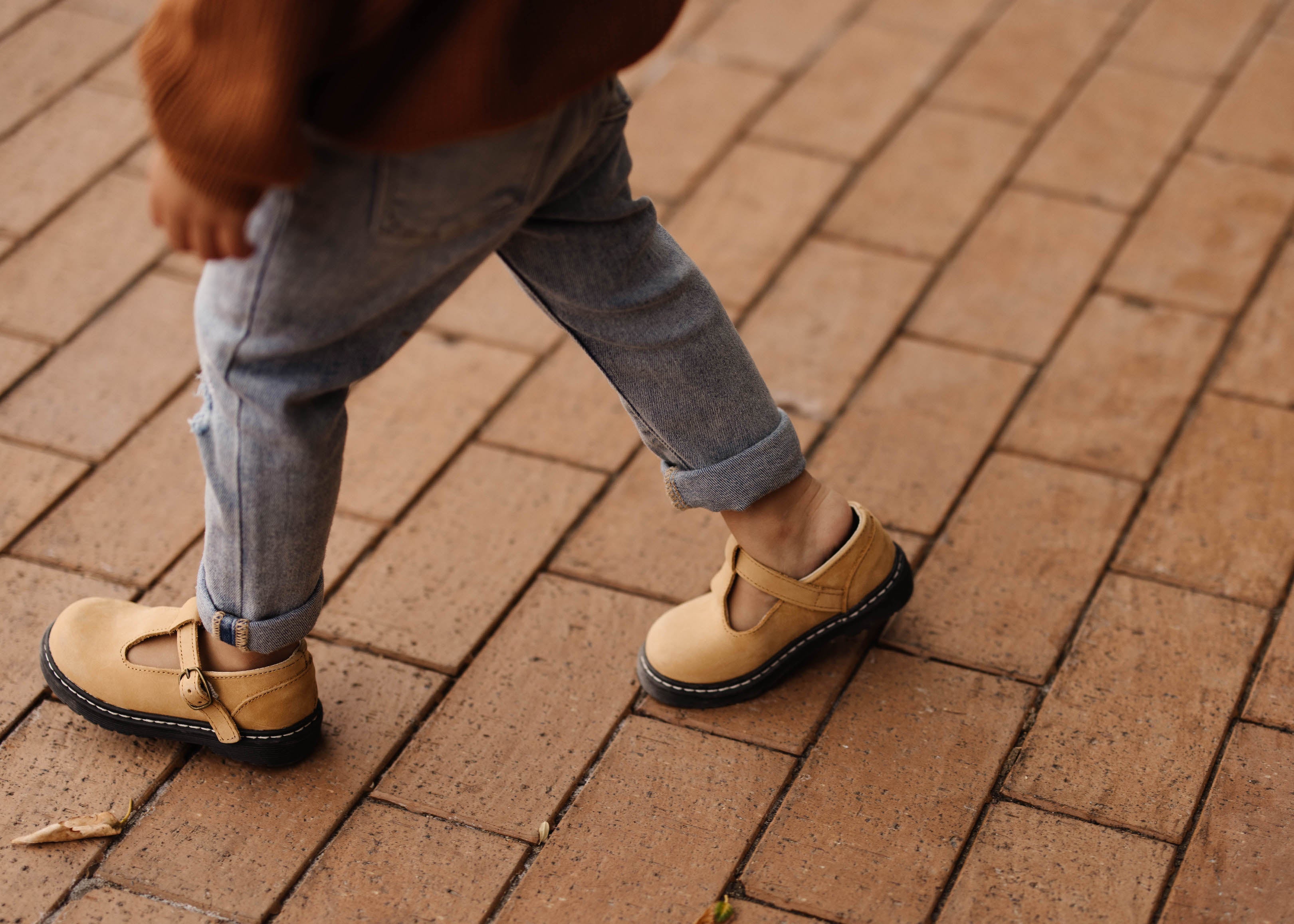 Natural - Lug Sole Mary Jane