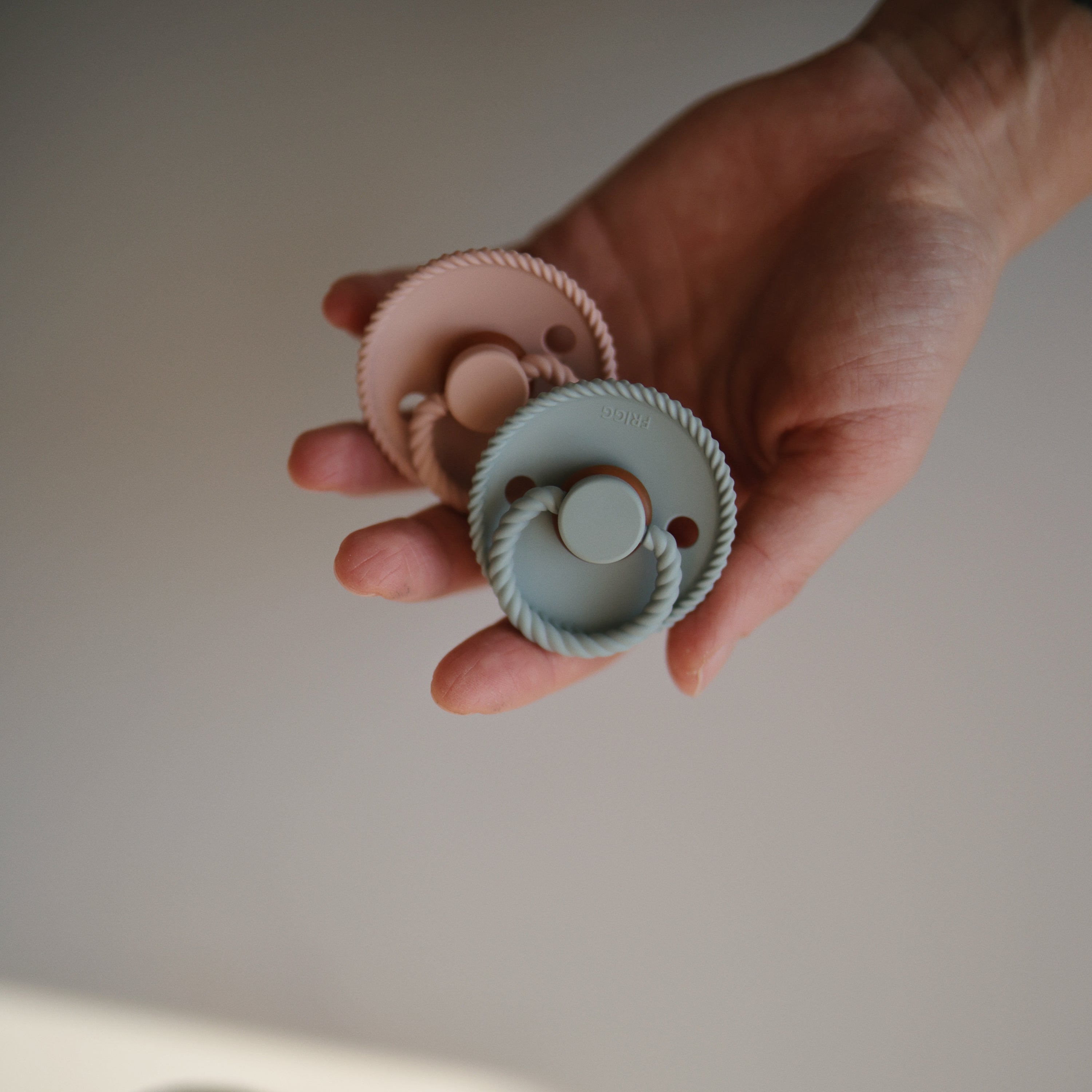 FRIGG Rope Silicone Pacifier 2-Pack