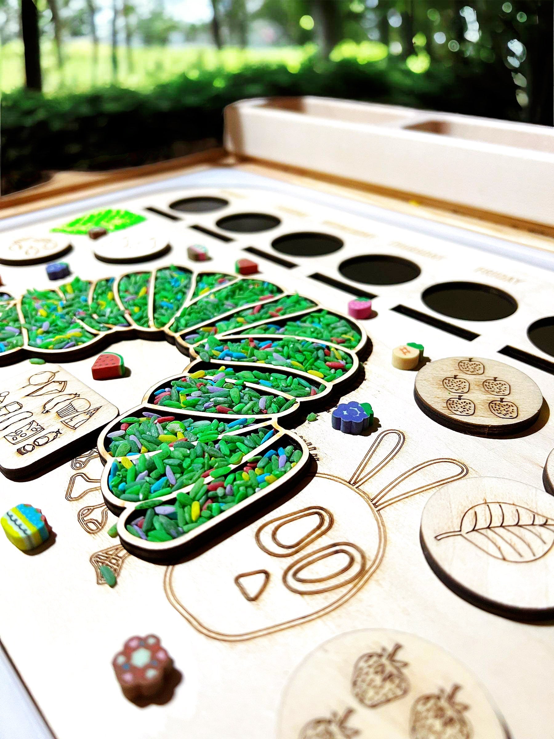 **Pre-order (Ships in 3-4 Weeks)**FLISAT Sensory Bin Insert Activity Board