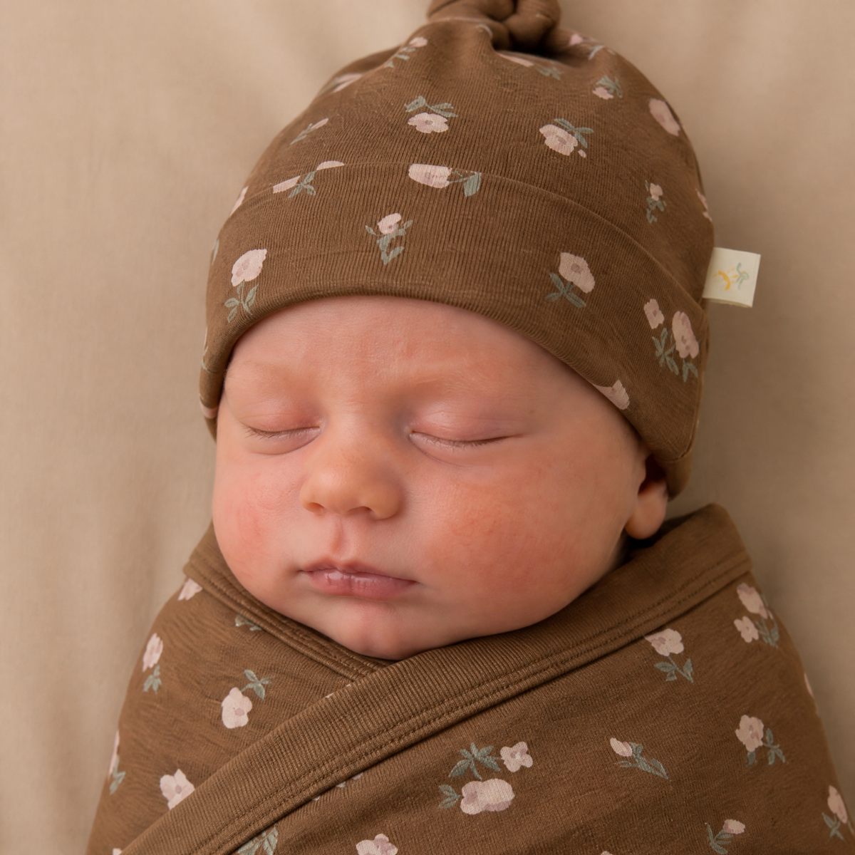 Organic Swaddle Blanket & Hat Set - Primrose
