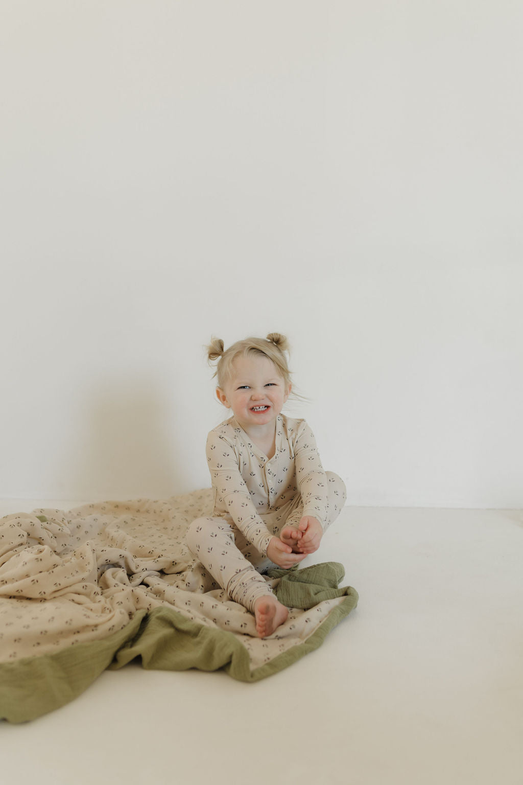 Bamboo Two Piece Pajamas | Flora