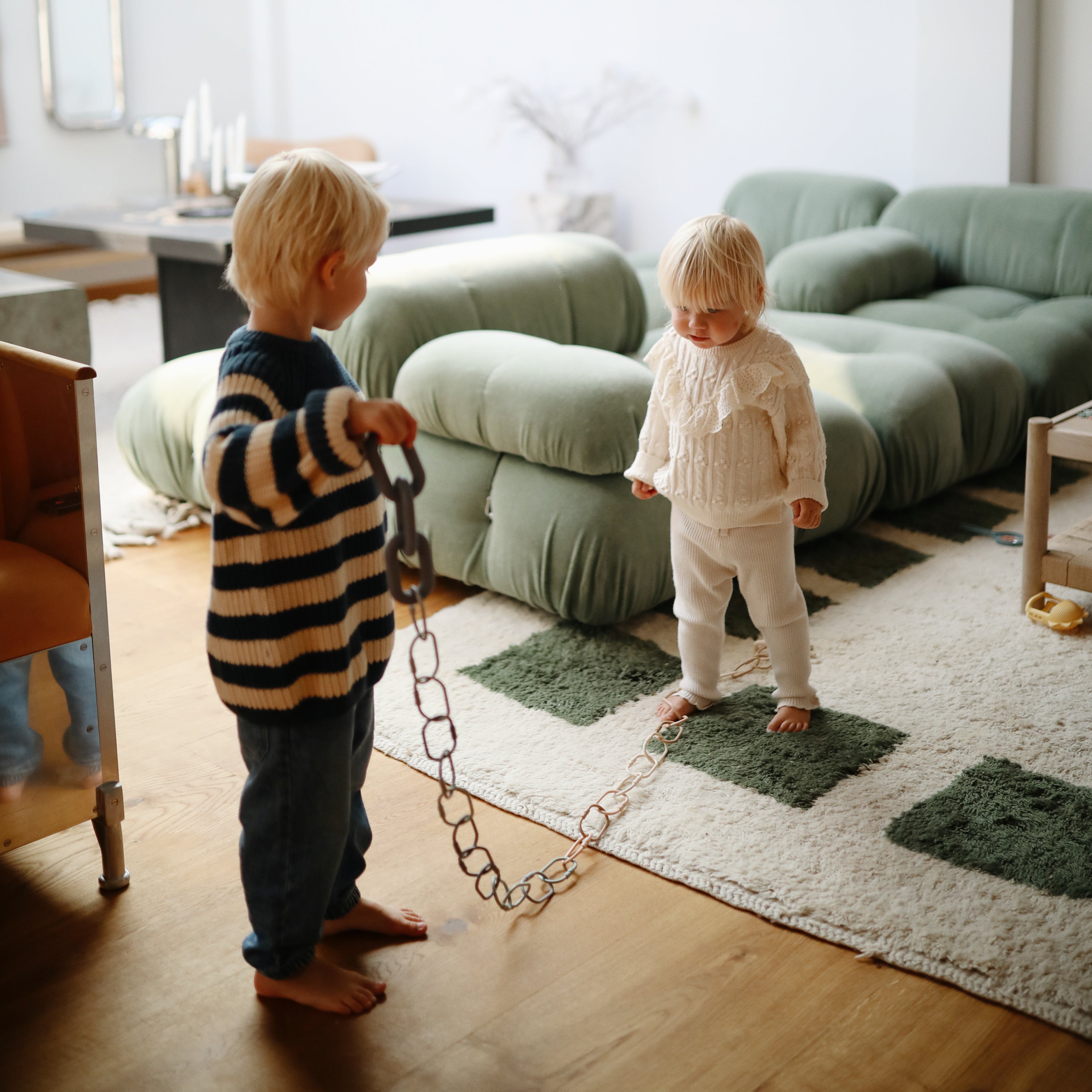 Chain Link Rings toys Mushie   