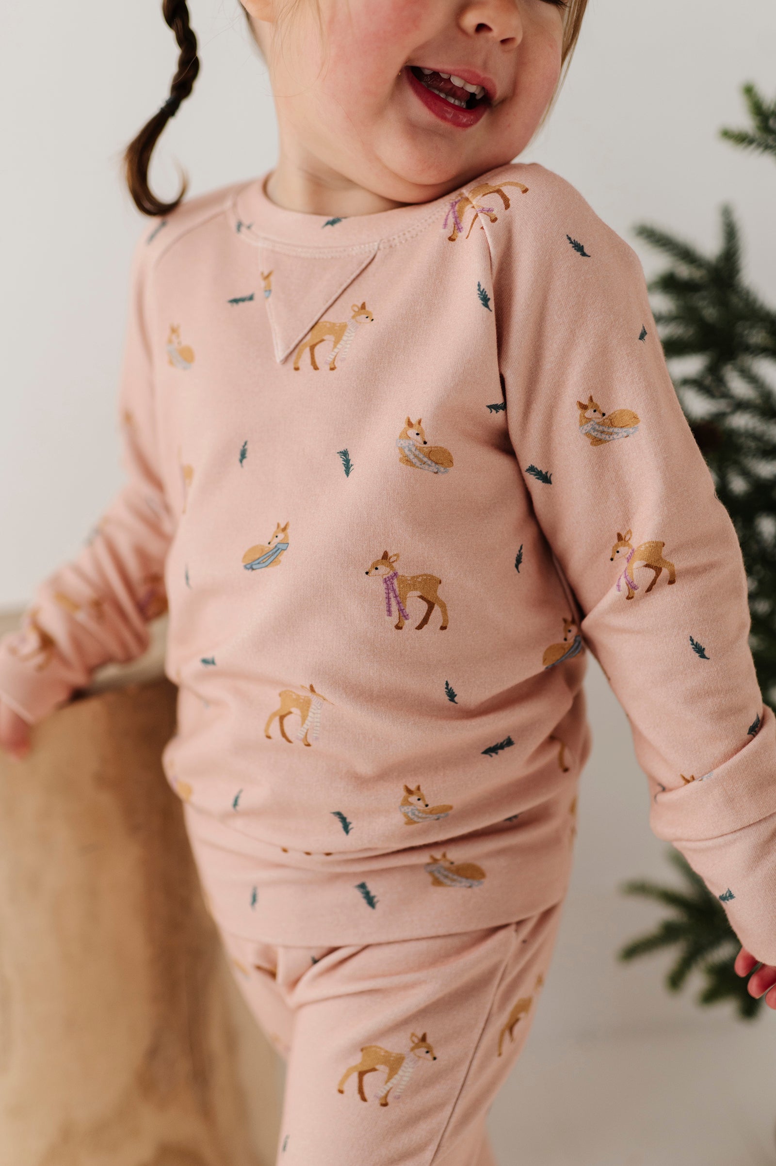 Girl's Raglan Sweatshirt