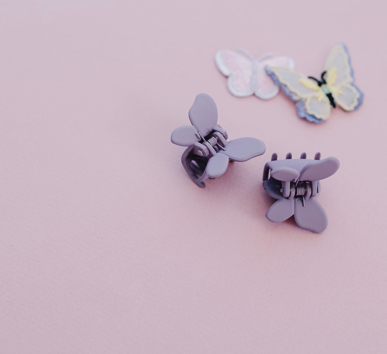 Mini butterfly claw clips