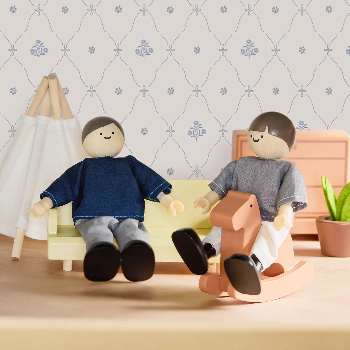 Tiny Land® Sweetwood Evergreen Dollhouse & Wooden Dollhouse Dolls