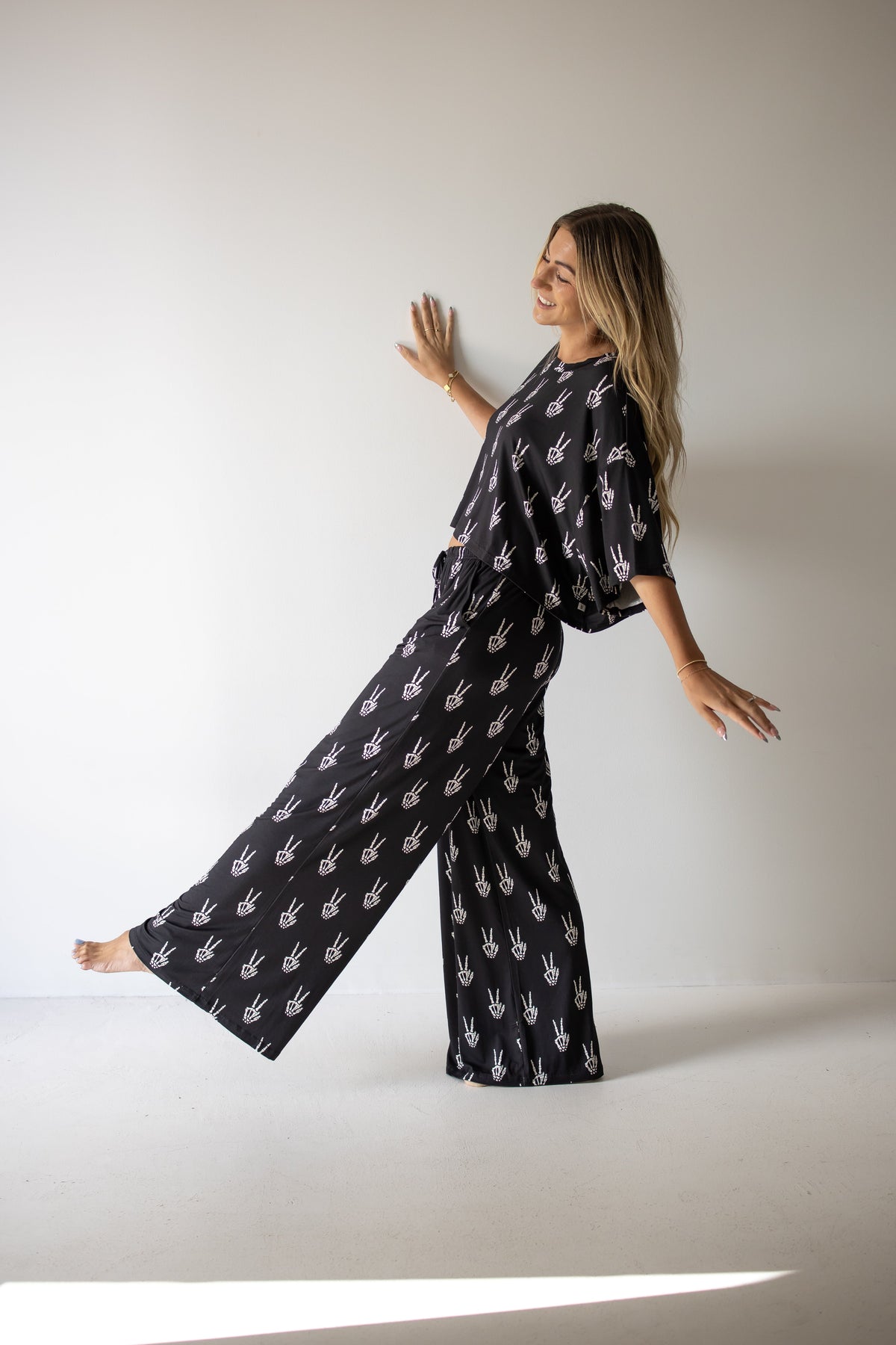 Women's Bamboo Wide Leg Pants | Midnight Skelly