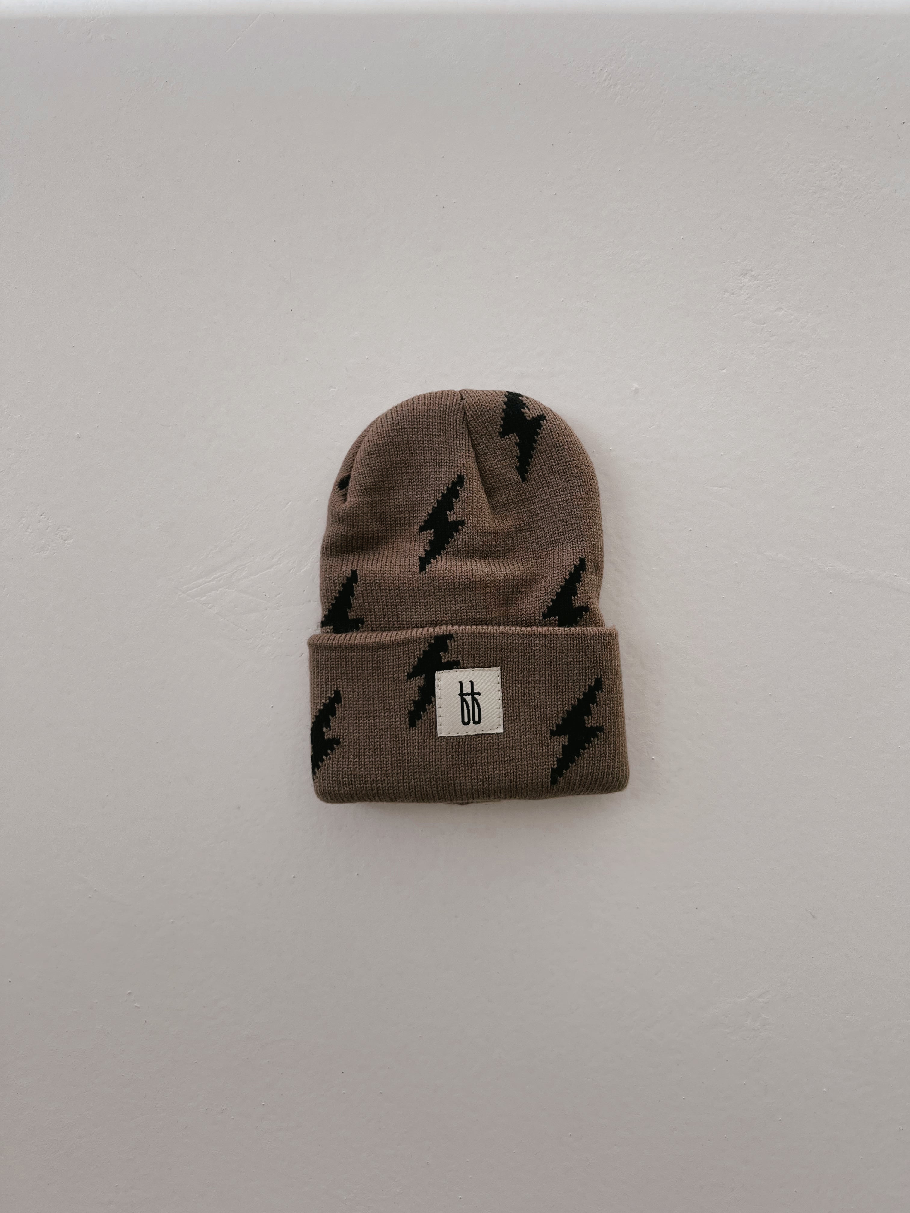 ff Knit Beanie | Lightning Bolt