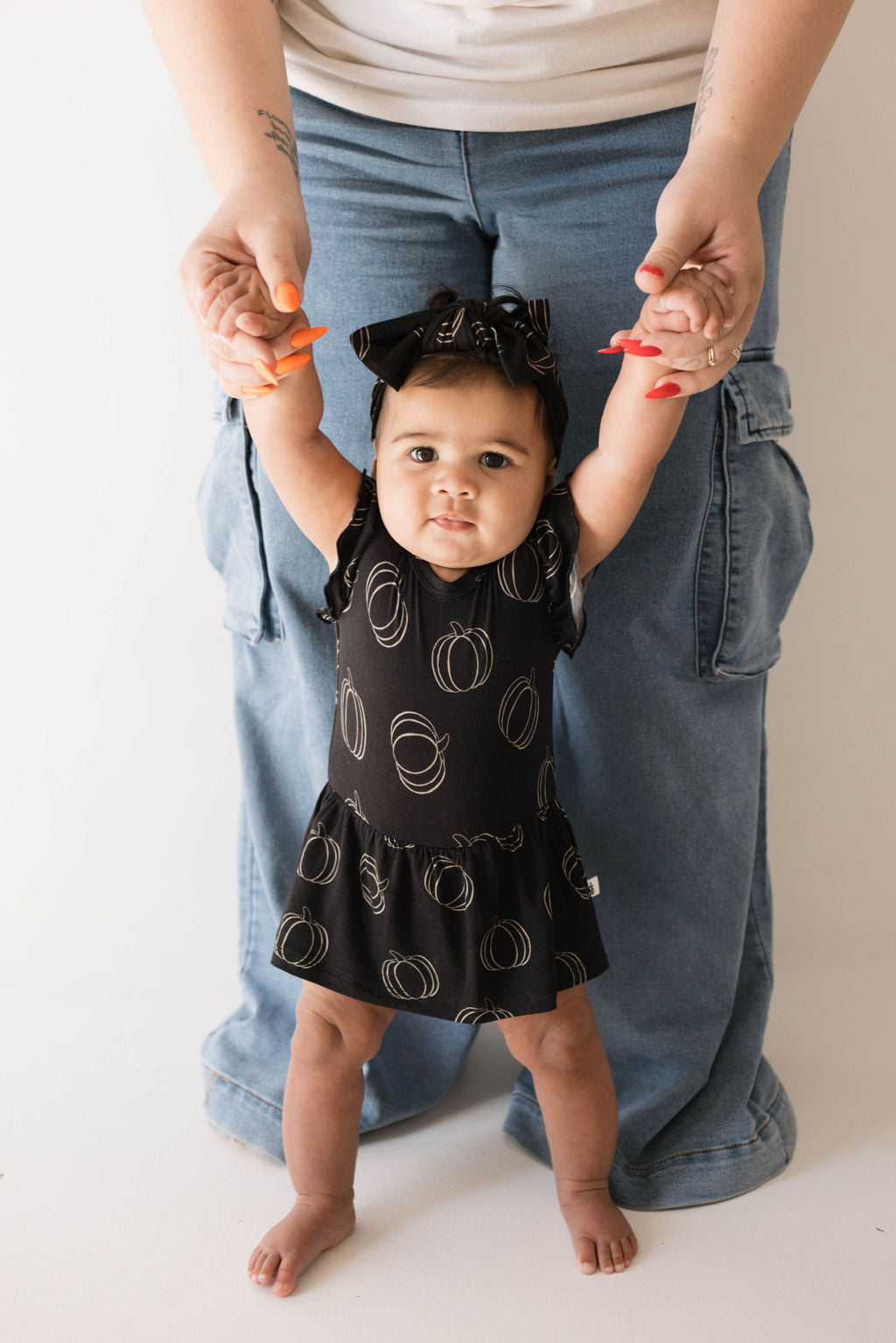 Bamboo Ruffle Romper | Midnight Pumpkin