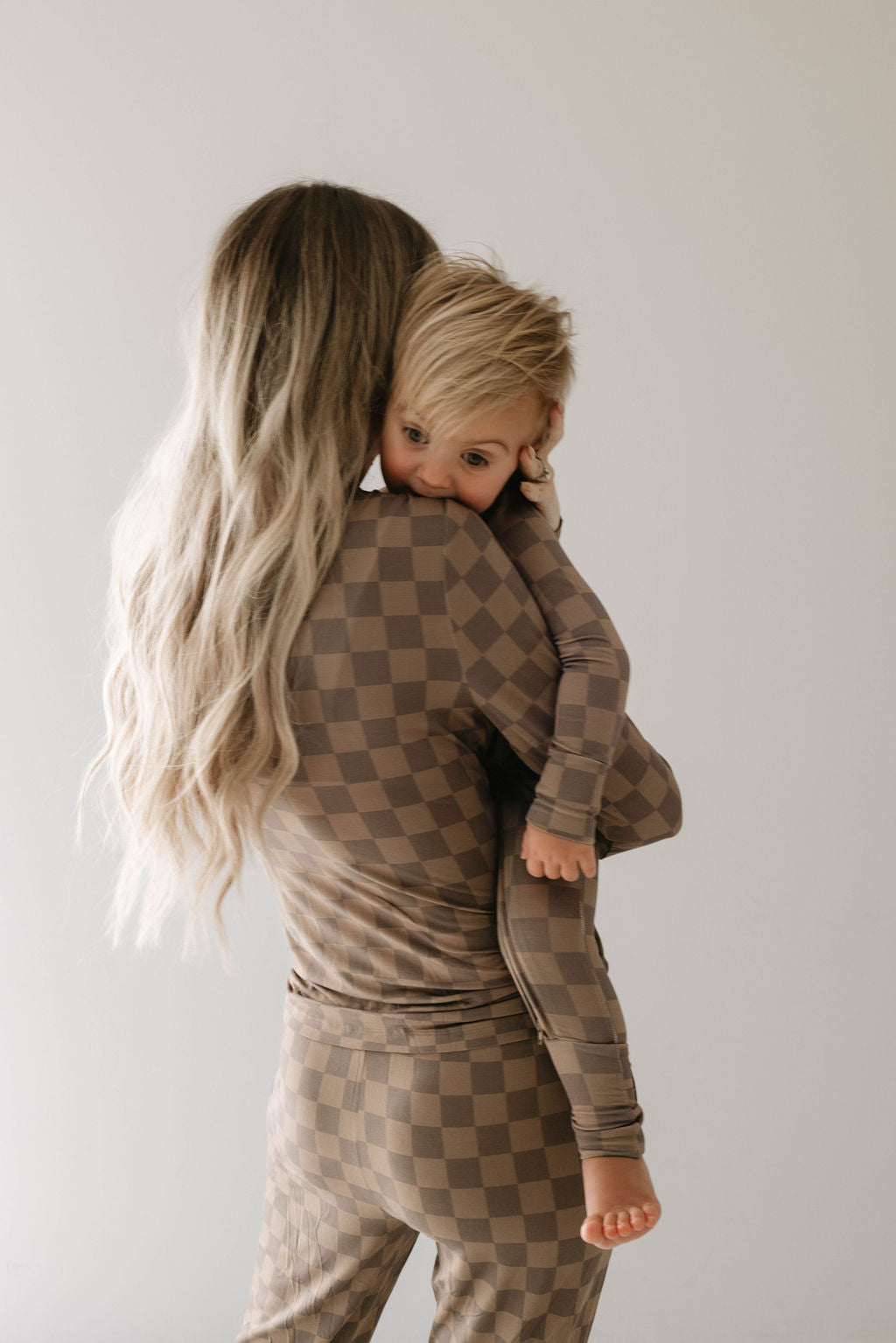 Women's Long Sleeve Bamboo Pajama | Faded Brown Checkerboard