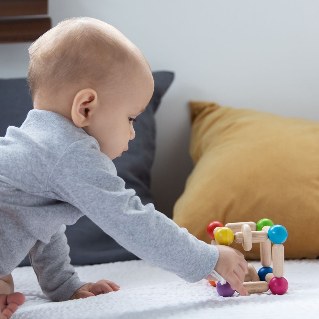 Square Clutching Toy