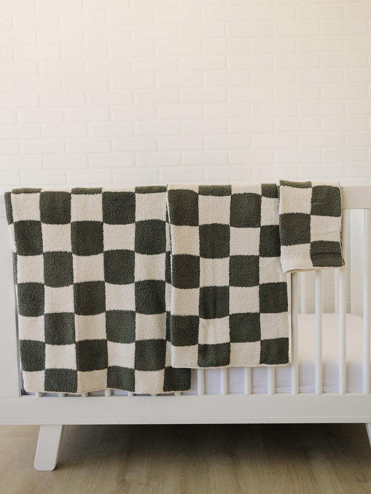 Green Checkered Plush Blanket  Mebie Baby   