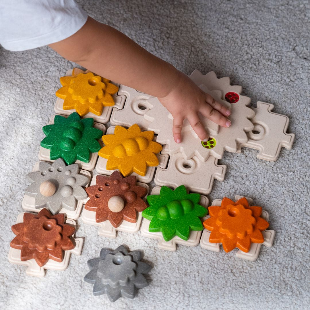 Gears & Puzzles  PlanToys   