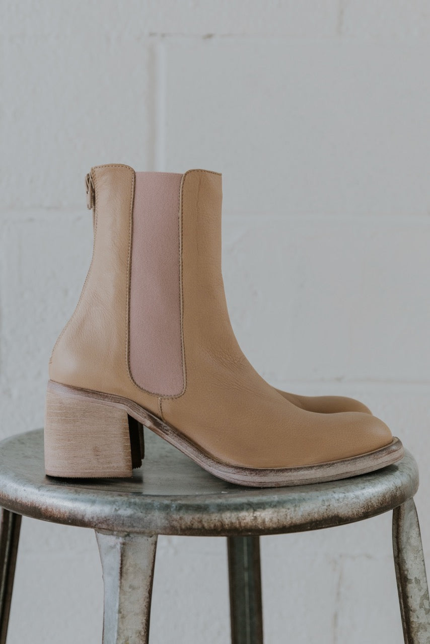 Free People Essential Chelsea Boots