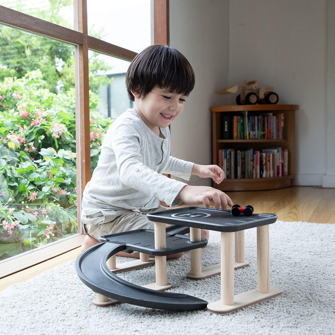 Race N Play Parking Garage