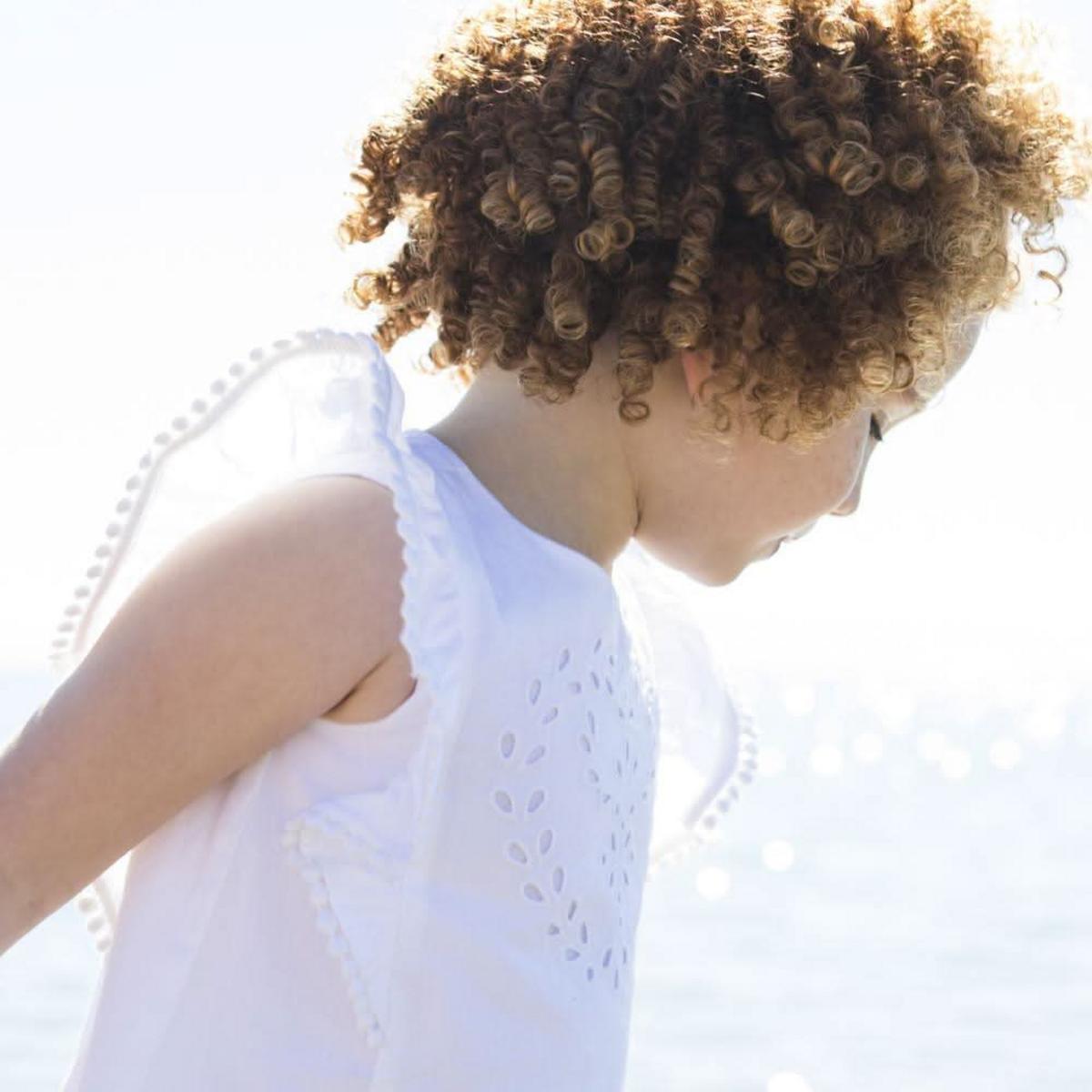 Flutter Sleeve Eyelet Top - White