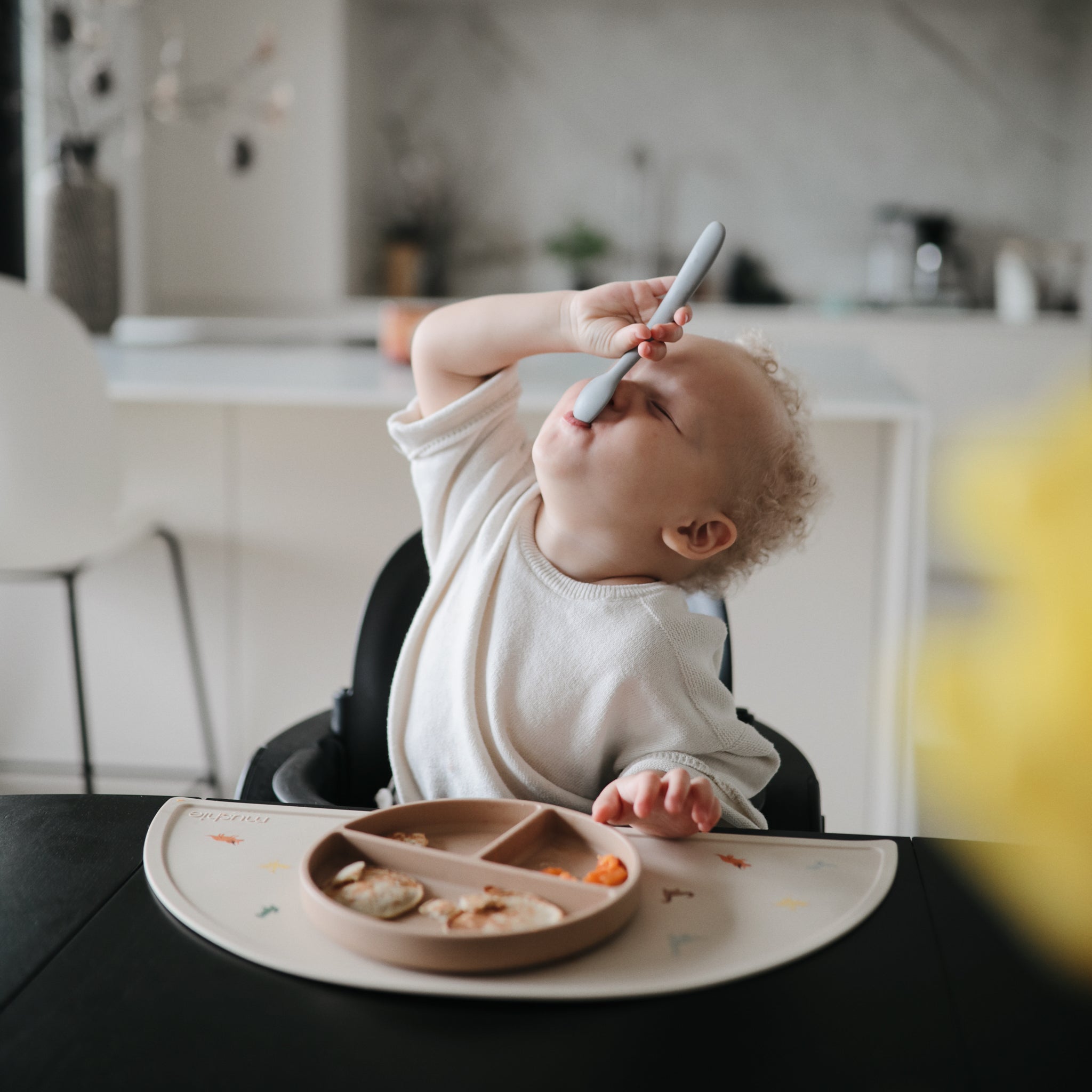 Silicone Feeding Spoons 2-Pack silicone tableware Mushie   