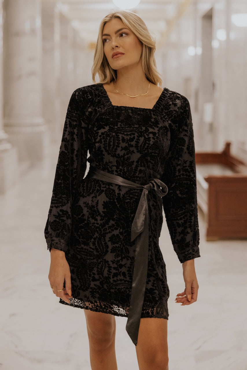 SALT Genevive Velvet Square Neck Dress