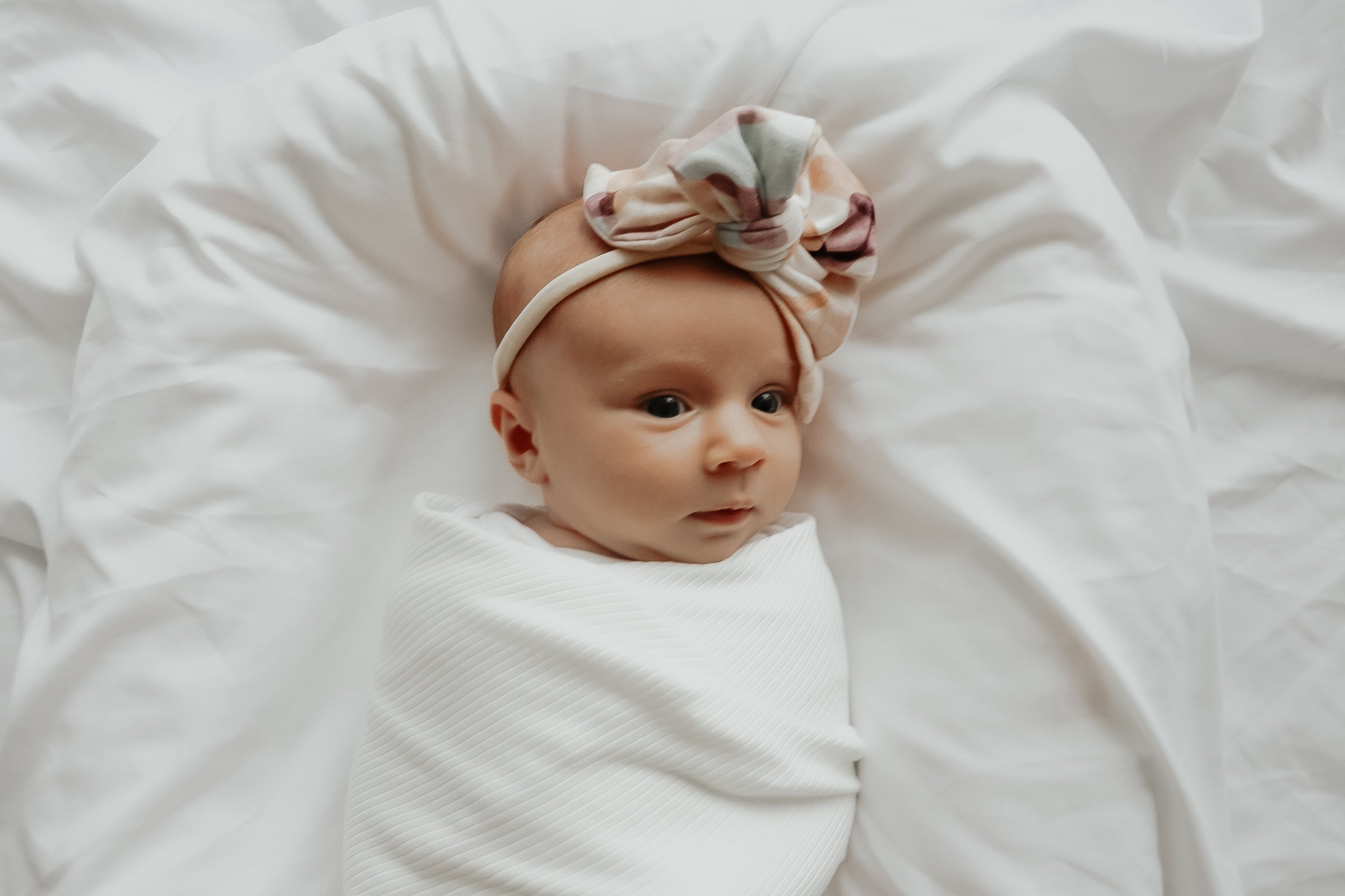 Dove Ribbed Stretch Swaddle