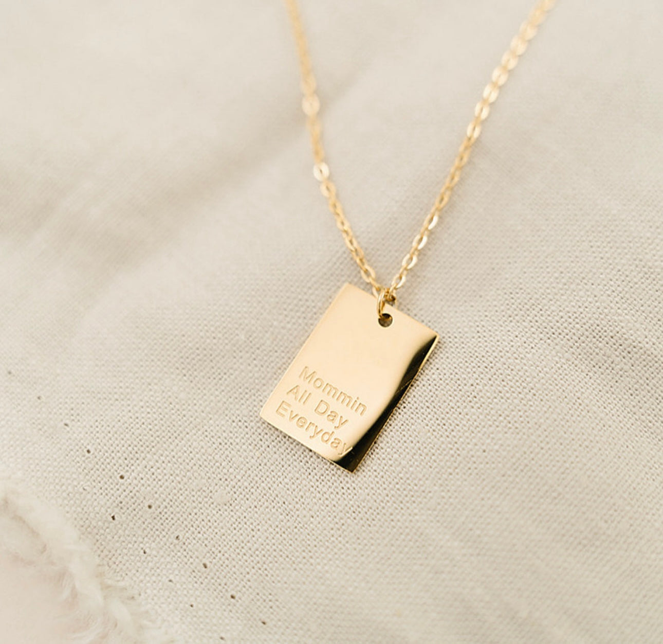 Mommin all day everyday necklace