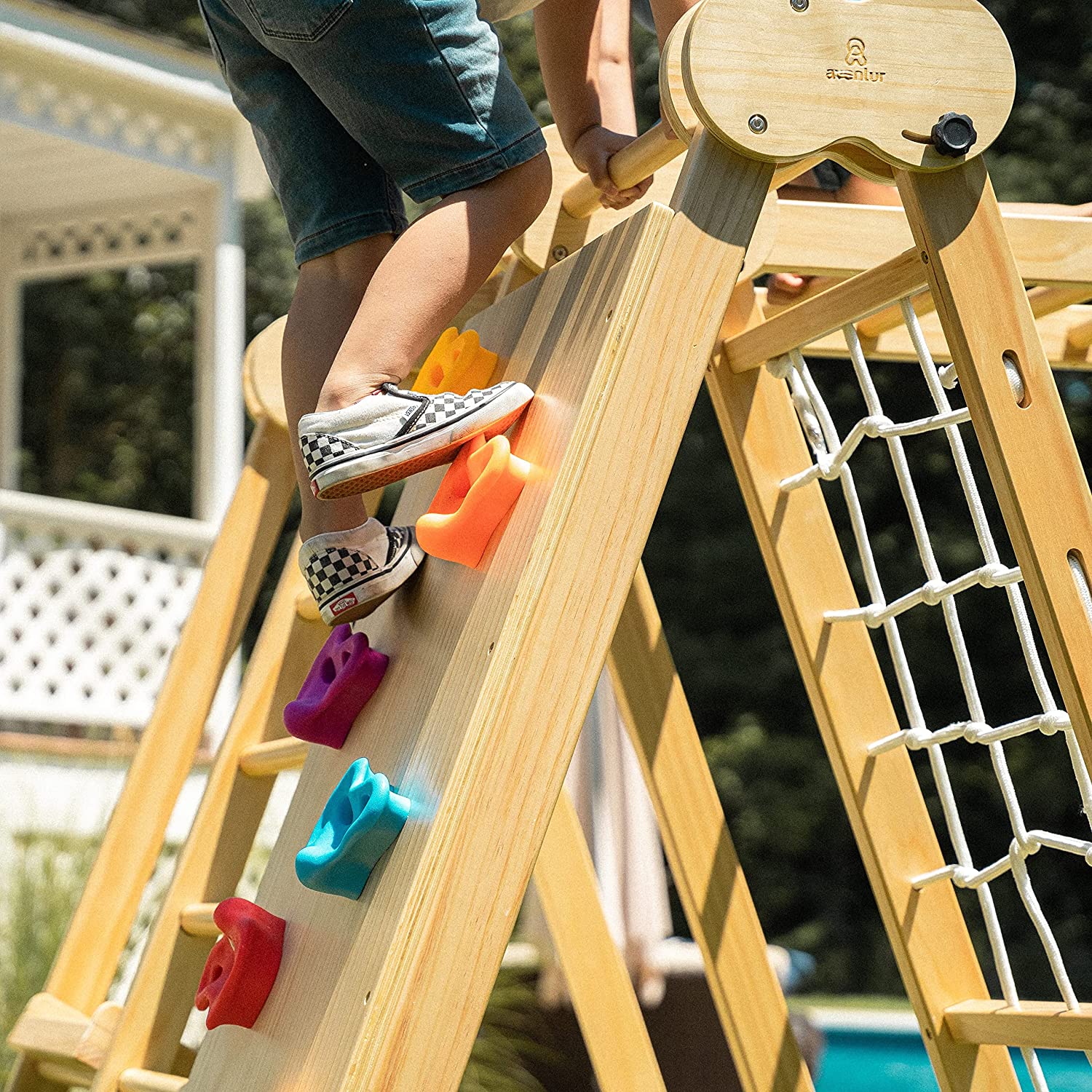 Chestnut - Outdoor and Indoor 8-in-1 Jungle Gym for Toddlers Playset Outdoor Avenlur.com   