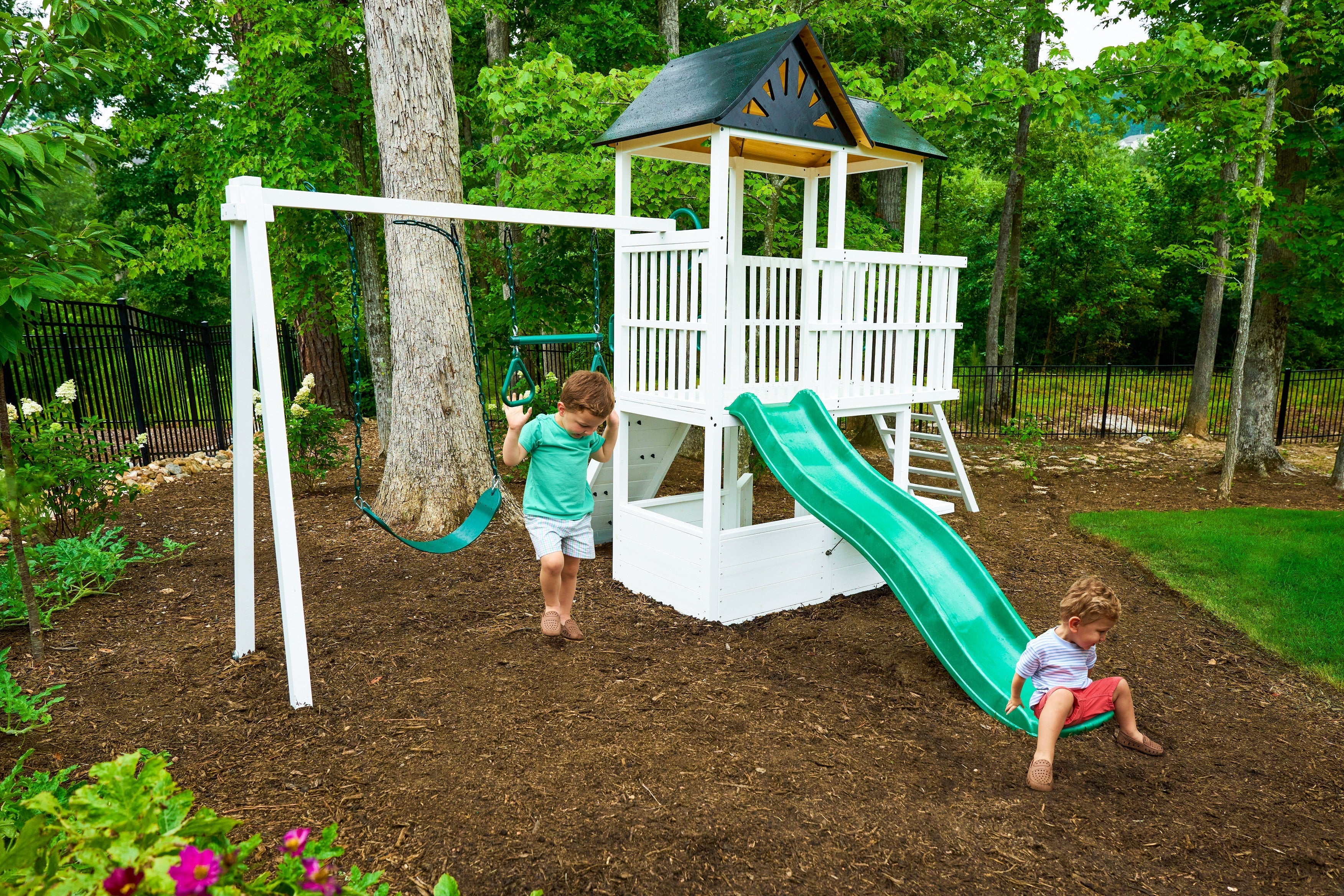 Craftsman - Modern Backyard Outdoor Swing Set Outdoor Avenlur.com   