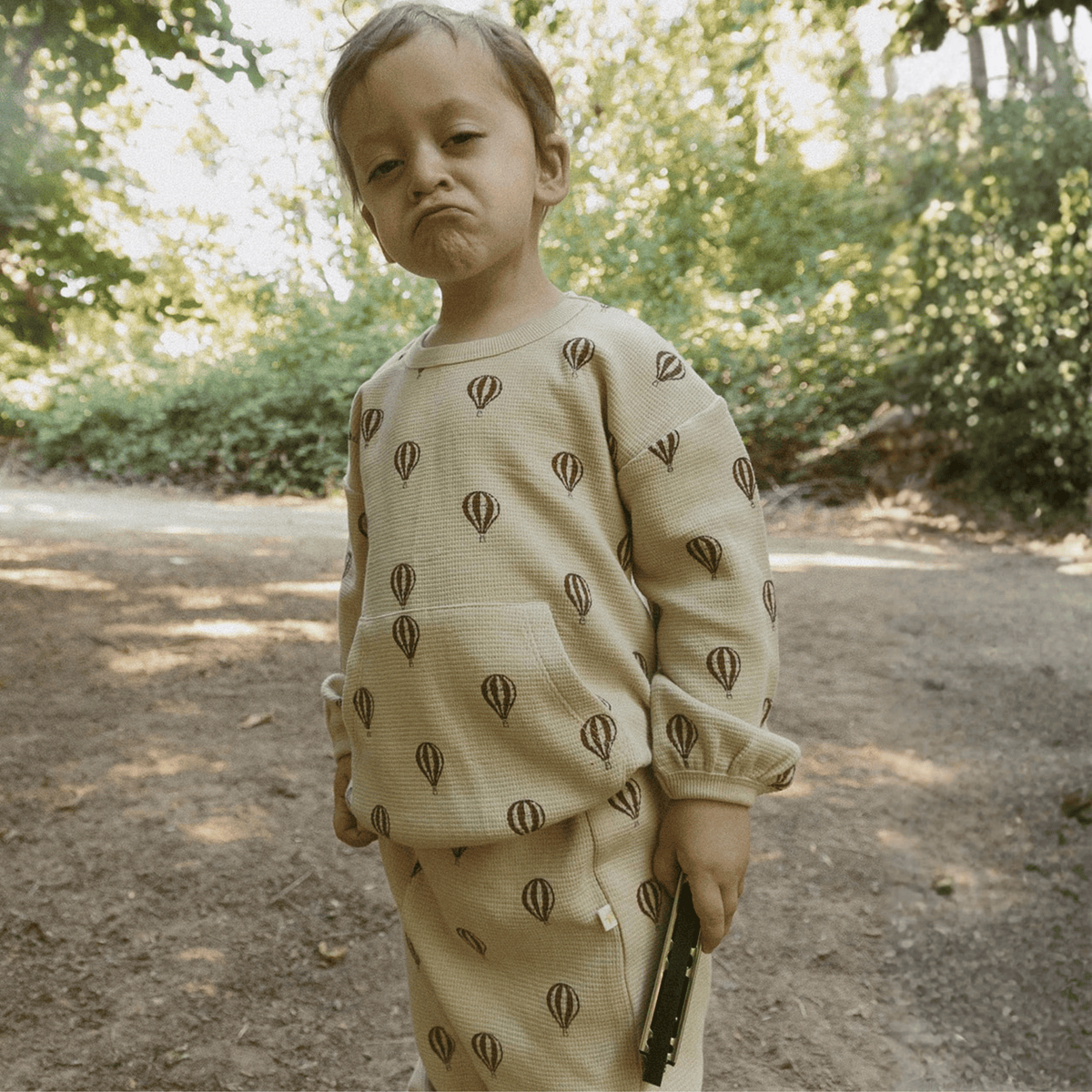 Organic Tee & Pant Slouch Set - Ballon Voyage