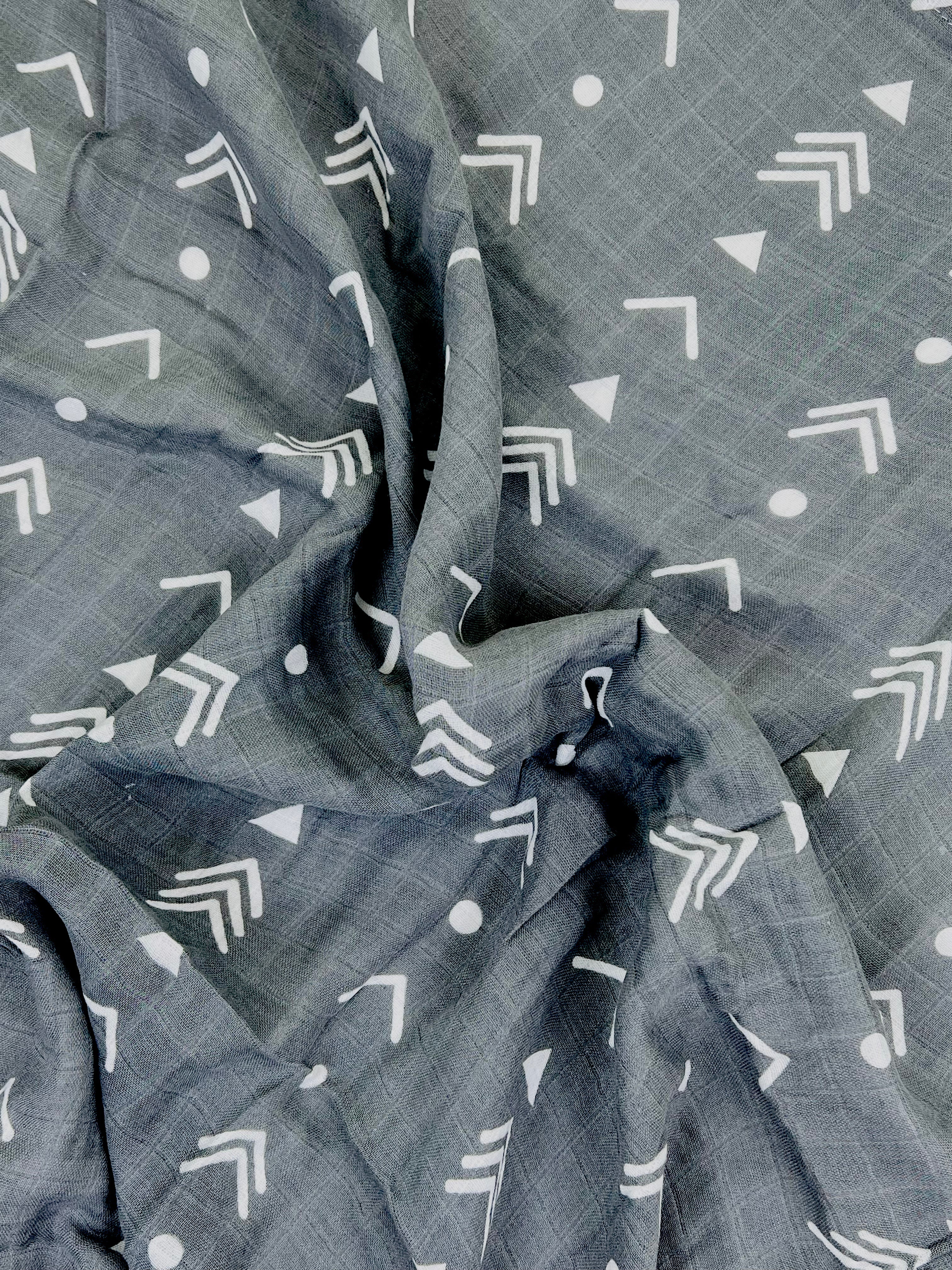 Organic Cotton & Bamboo Swaddle Gray Arrow Swaddling Blankets The picnic day   