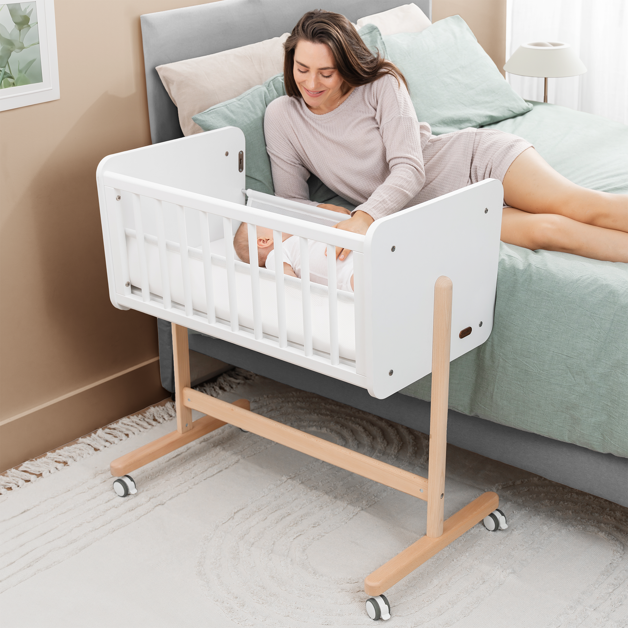 Wooden Bedside Bassinet Sleeper by Comfy Cubs