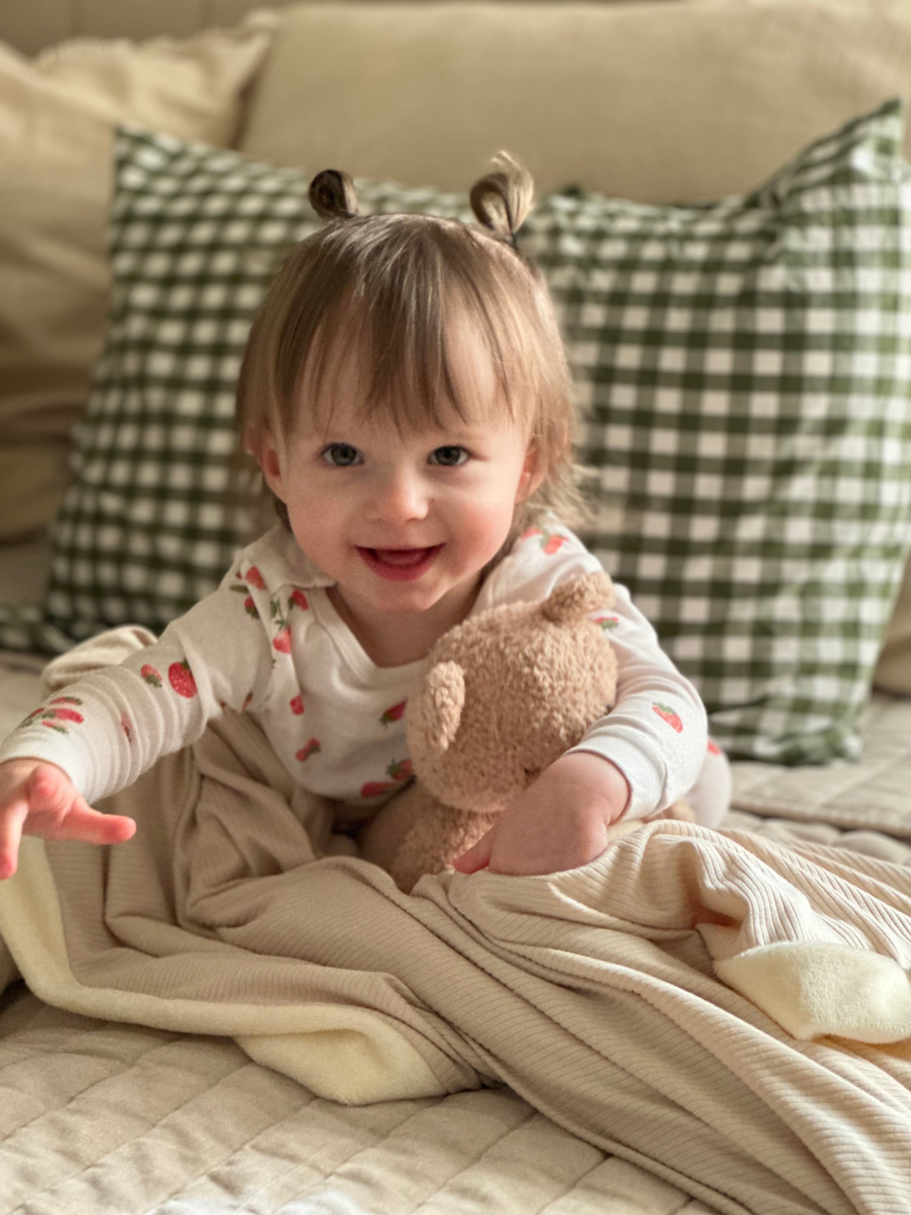 Oat Ribbed Toddler Blanket