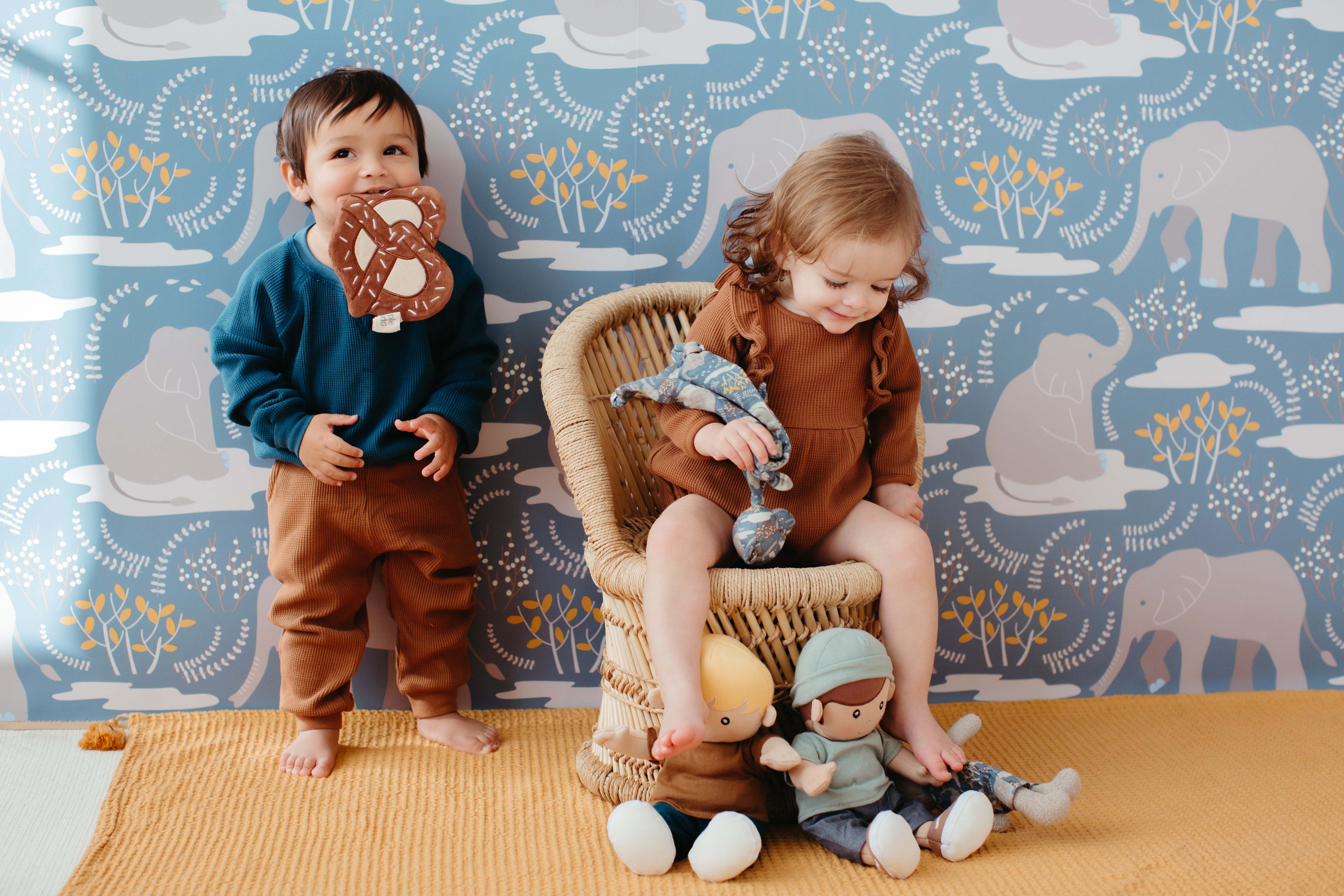 Sweet Treats Crinkle Blankie - Pretzel