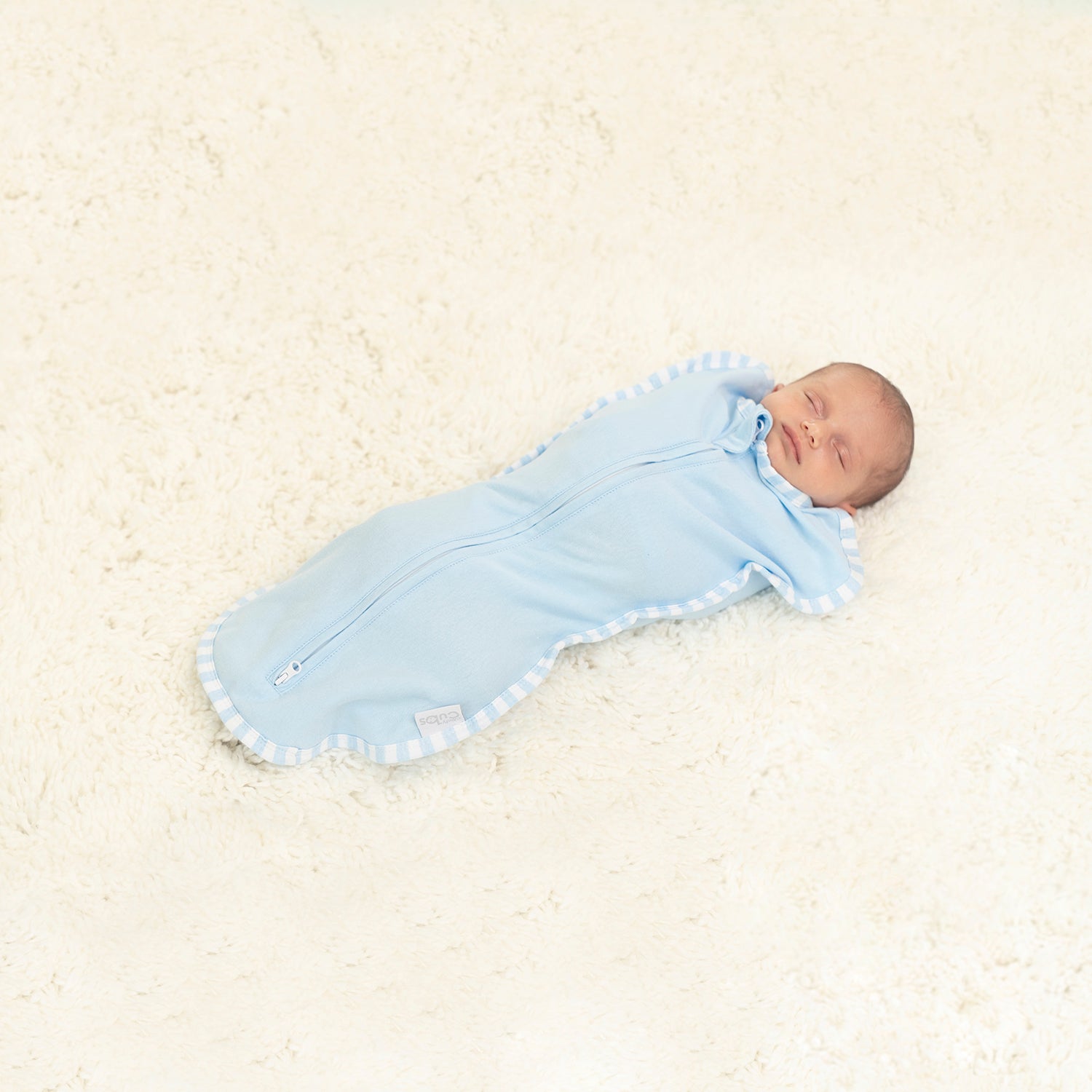 Easy Zipper Swaddle Blankets by Comfy Cubs - Blue