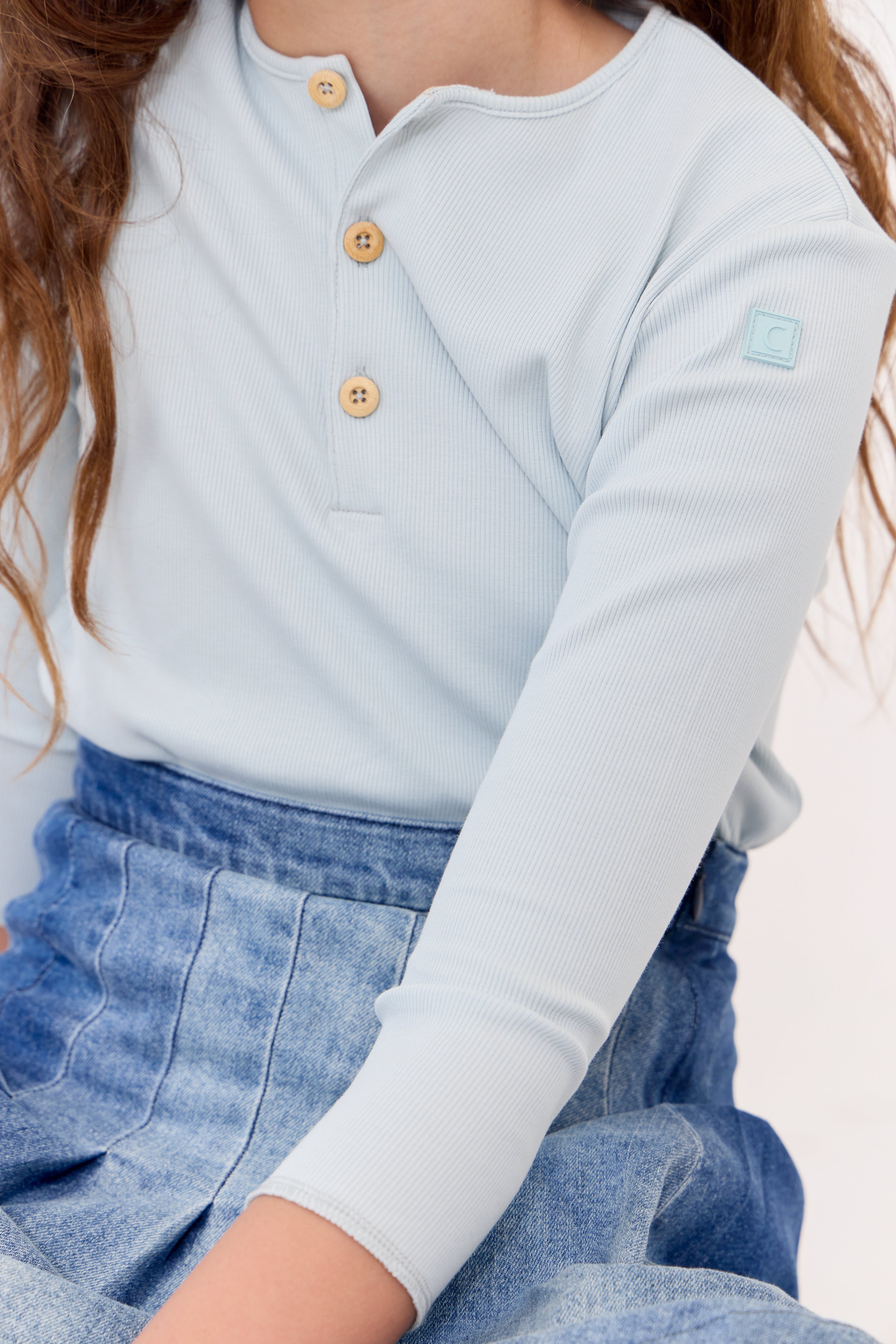 Lea Henley Tee
