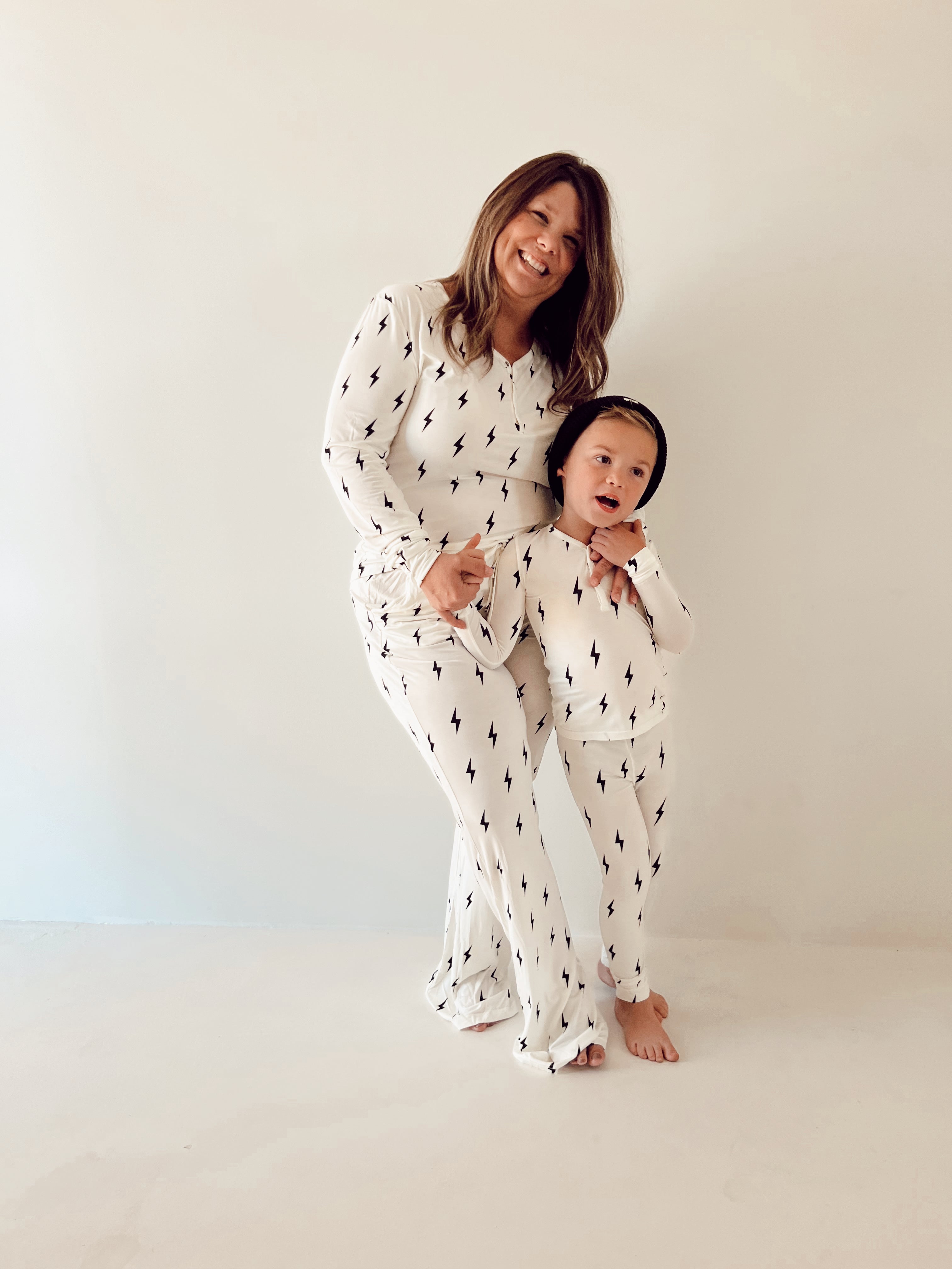 Women's Bamboo Pajamas | White & Black Lightning Bolt