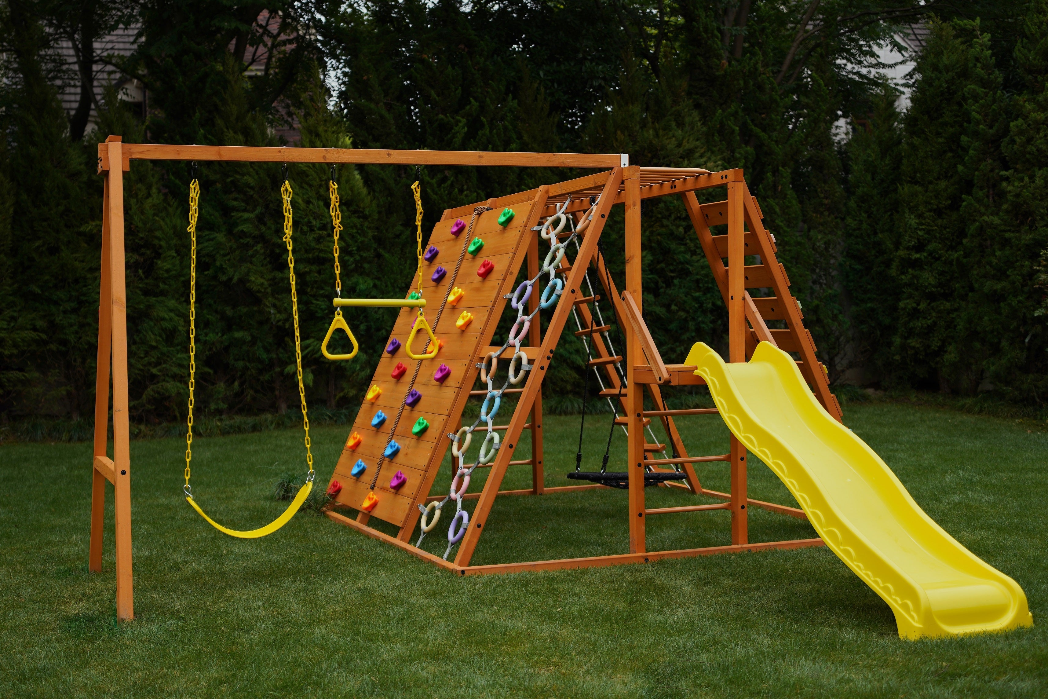 Sycamore - Backyard Ultimate Climbing Set with 2 Swings And Trapeze Bar Outdoor Avenlur.com   