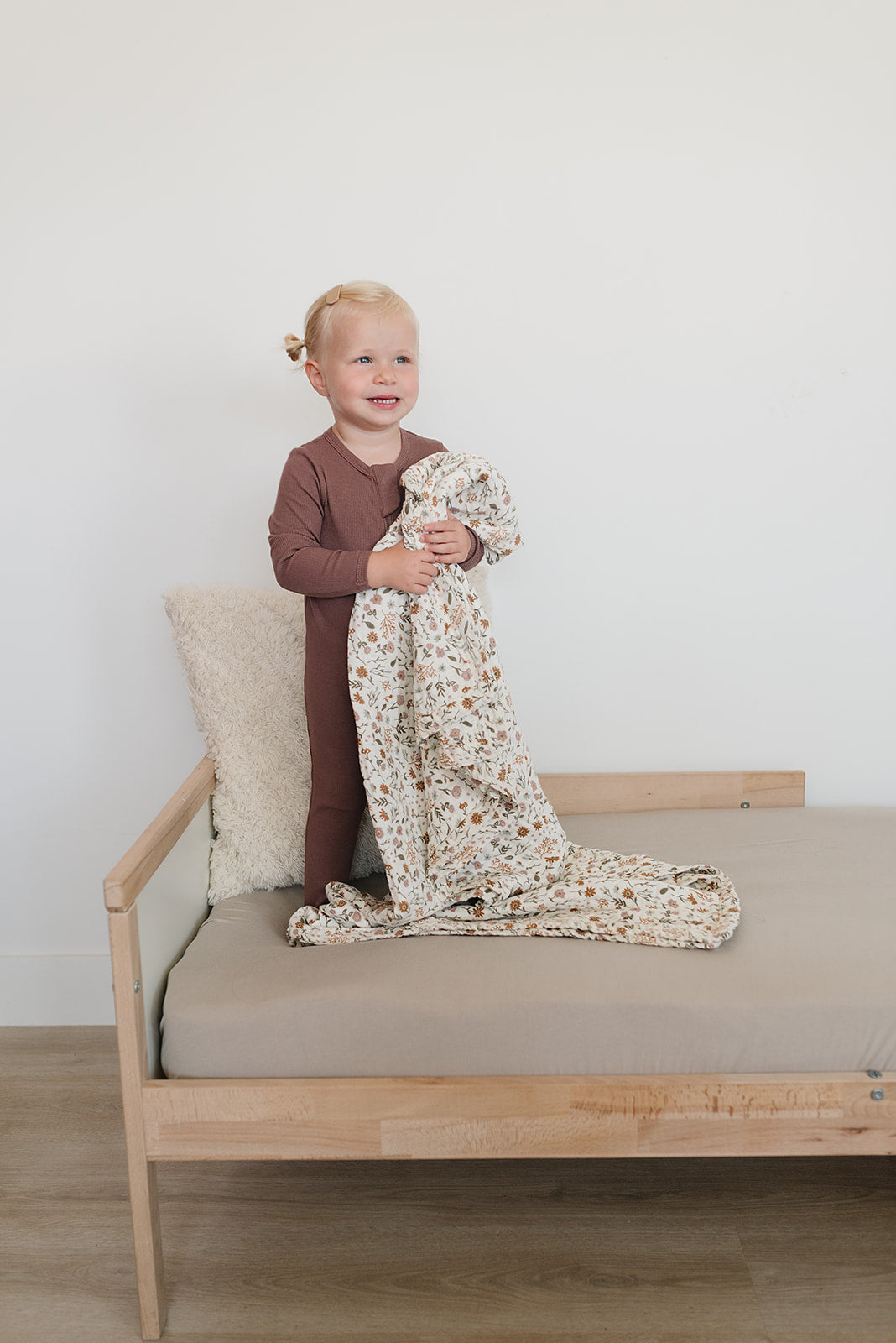 Meadow Floral Muslin Quilt  Mebie Baby   