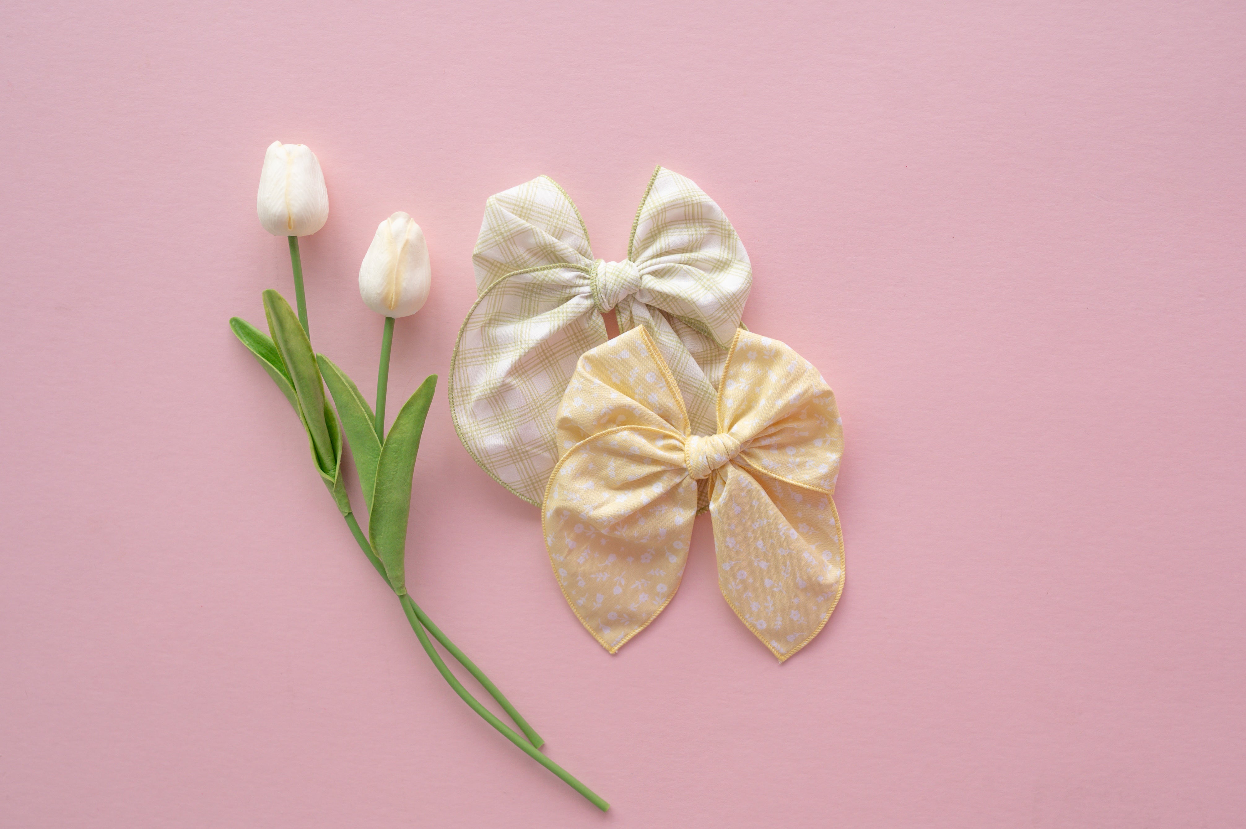 Clover | Party Bow