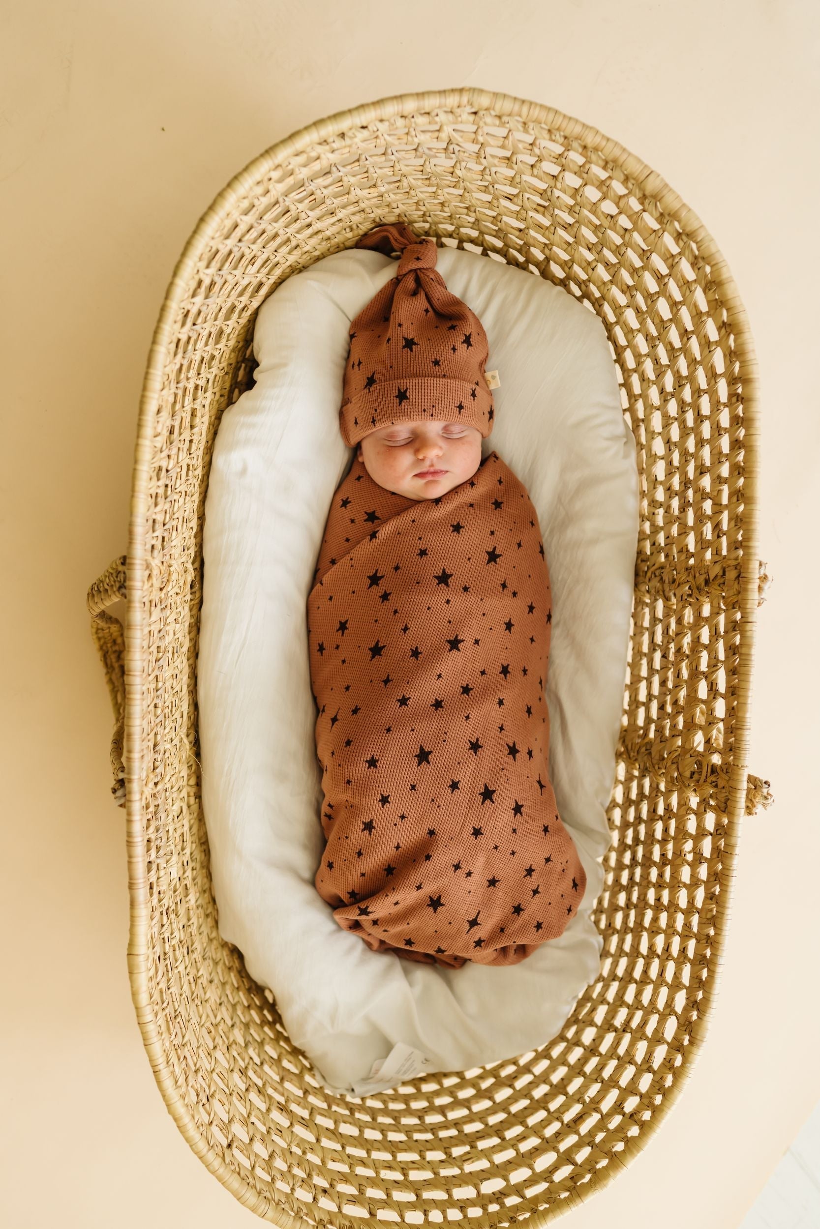 Organic Swaddle Blanket & Hat - Starstruck