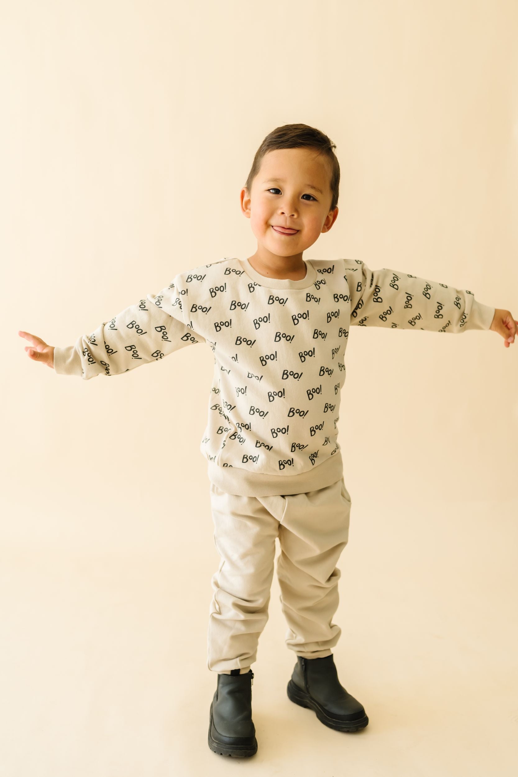 Organic Fleece Sweatshirt - Boo