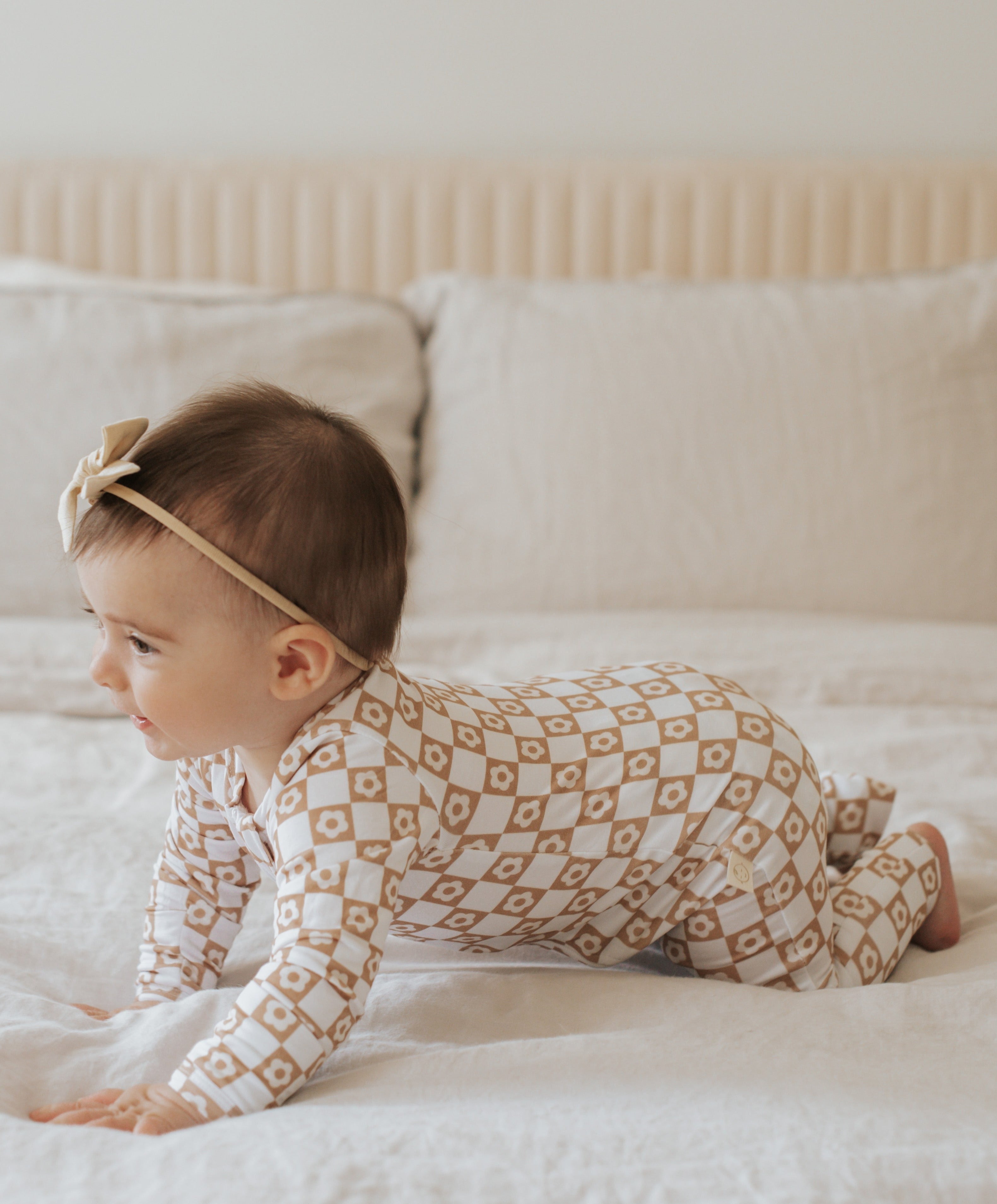 Bamboo Zip Baby Pajamas - Checkered Daisies