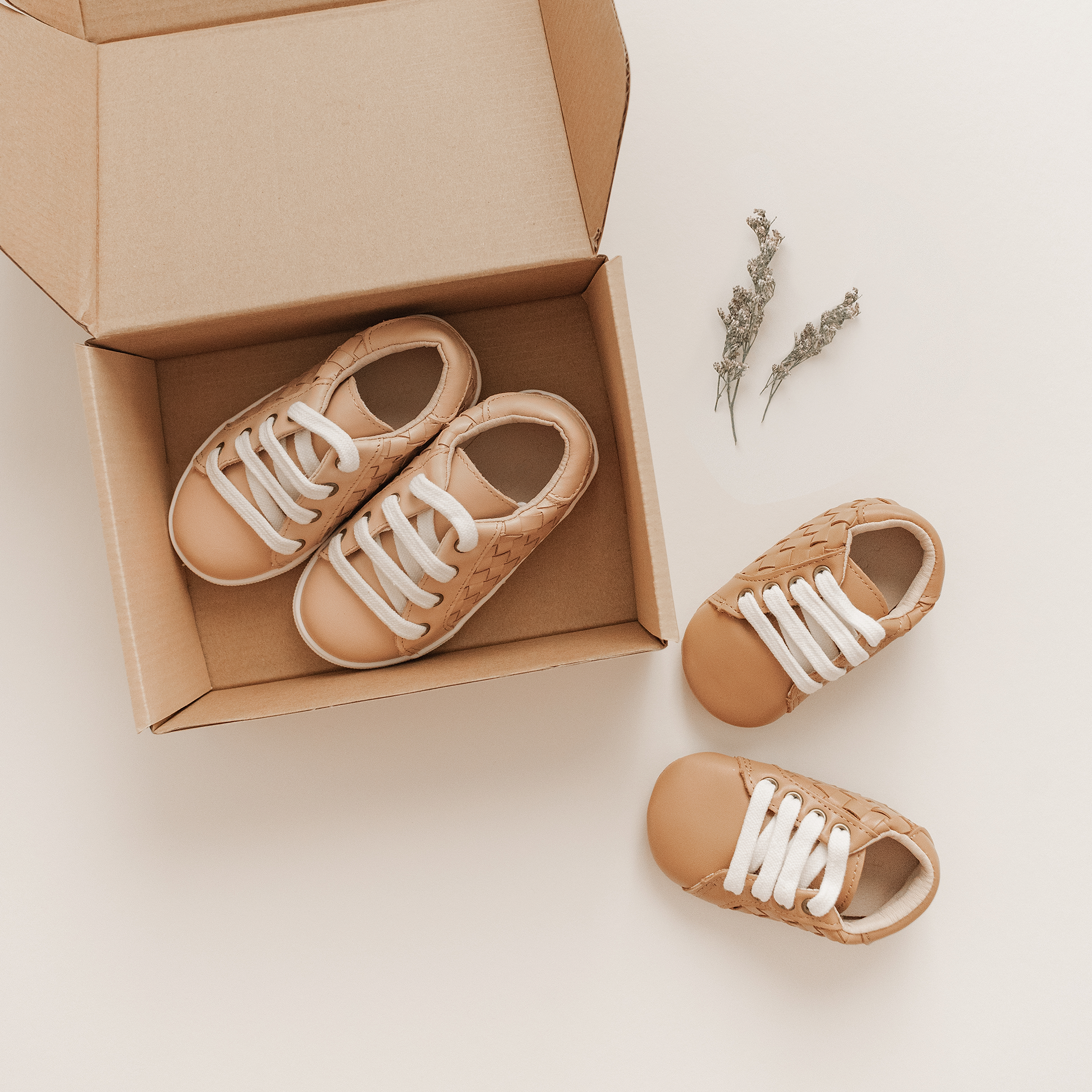 Leather Woven Sneaker | Color 'Honey' | Soft Sole