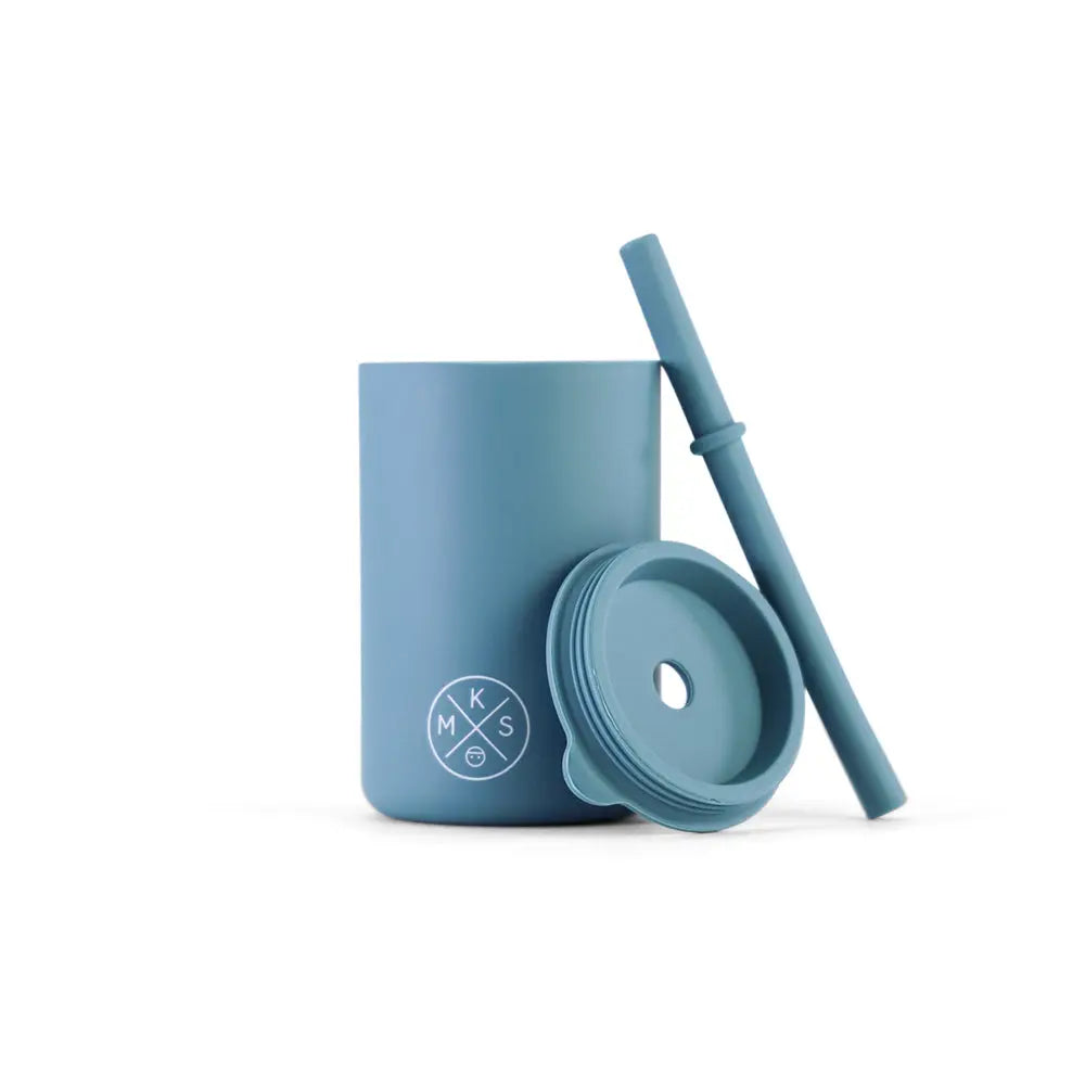 Drinking cup with straw - Petroleum