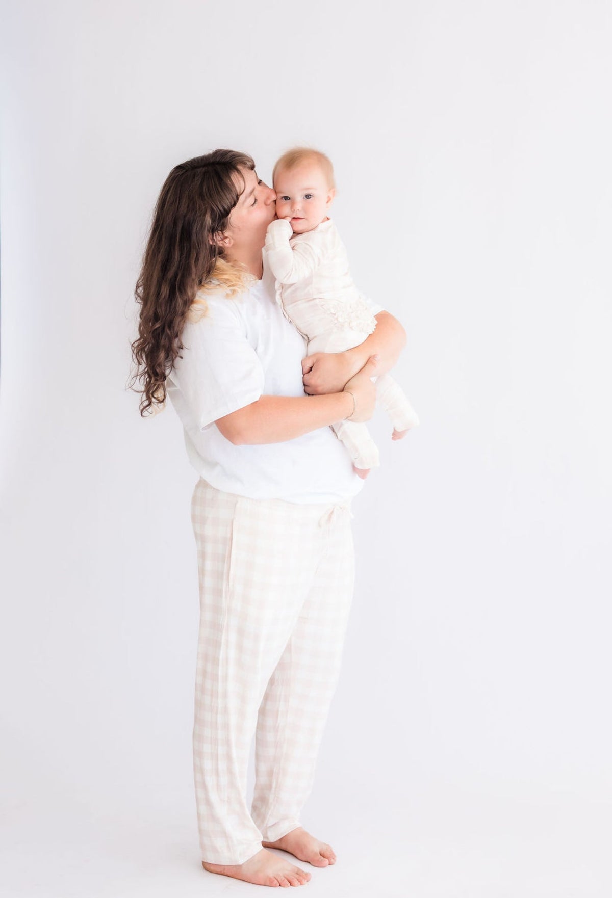 Neutral Gingham Ruffle Bamboo Zippy