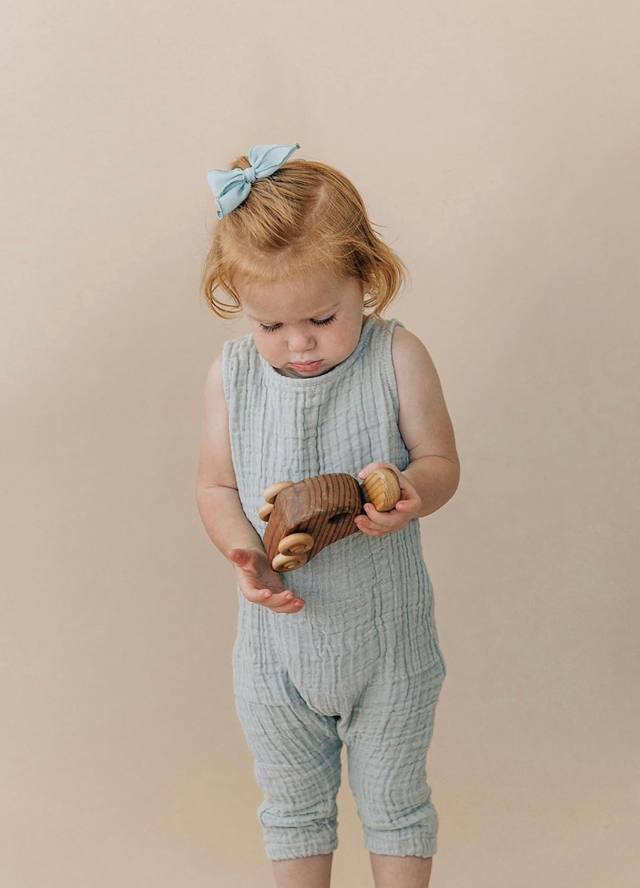 Seafoam Edged Bow Clip